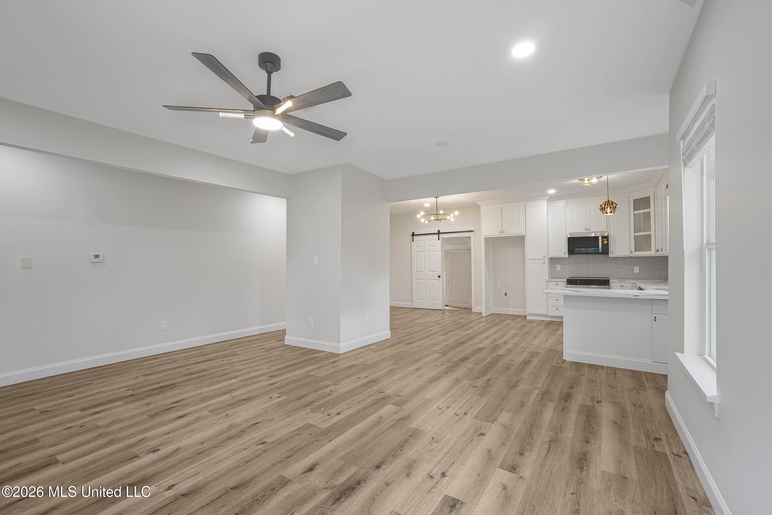 3541 N Liberty Street Property Photo 5