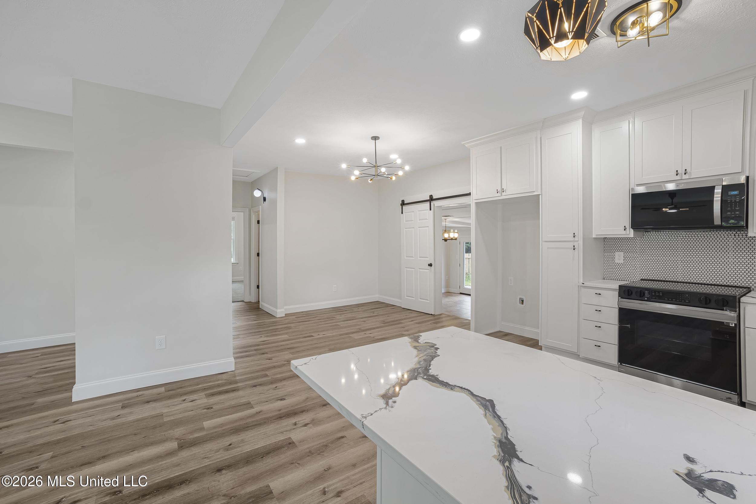 3541 N Liberty Street Property Photo 10