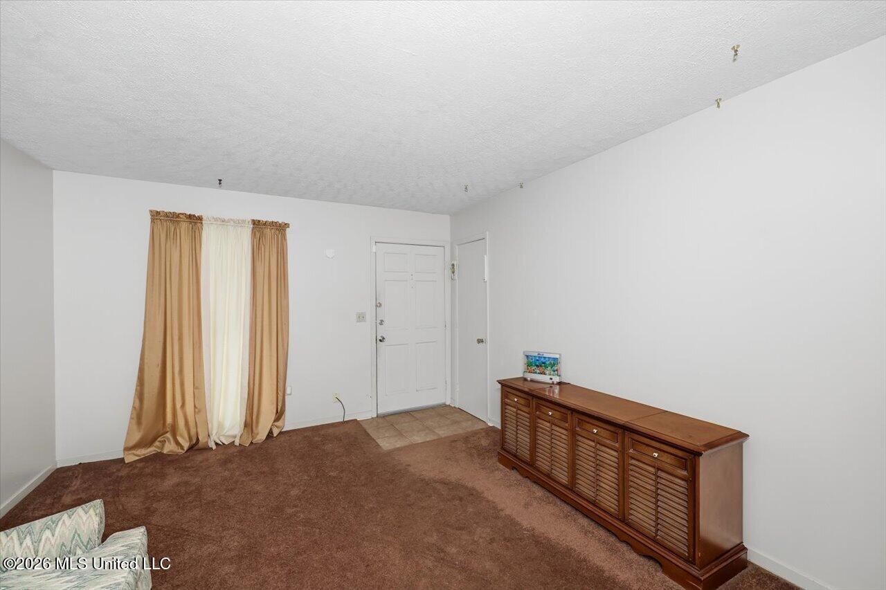 1511 Lowery Lane Property Photo 4