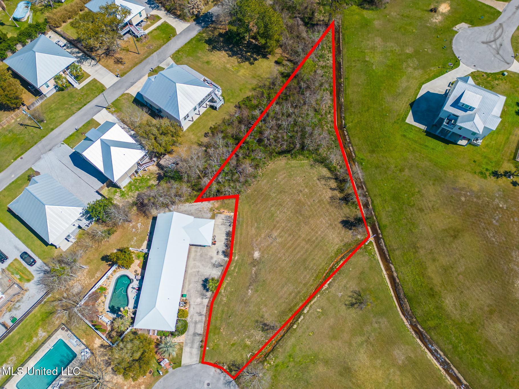 Adams Lane Property Photo 1