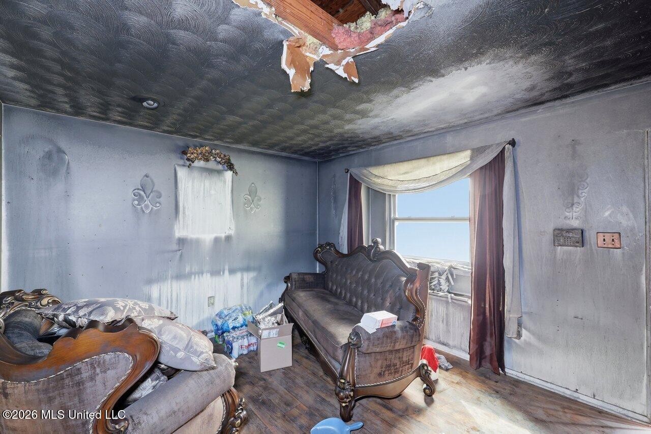 236 Cherry Hill Drive Property Photo 6