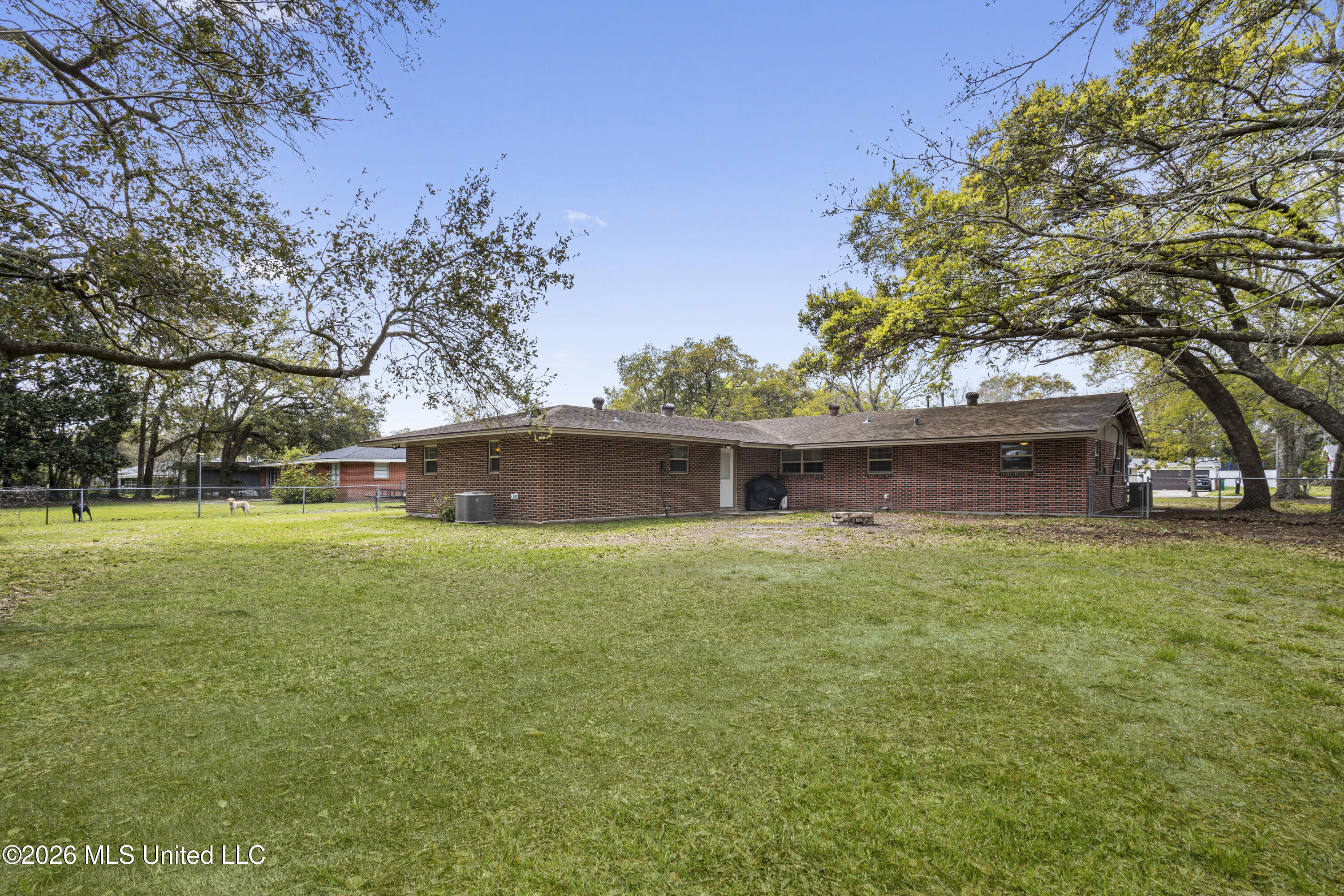106 Clower Avenue Property Photo 31
