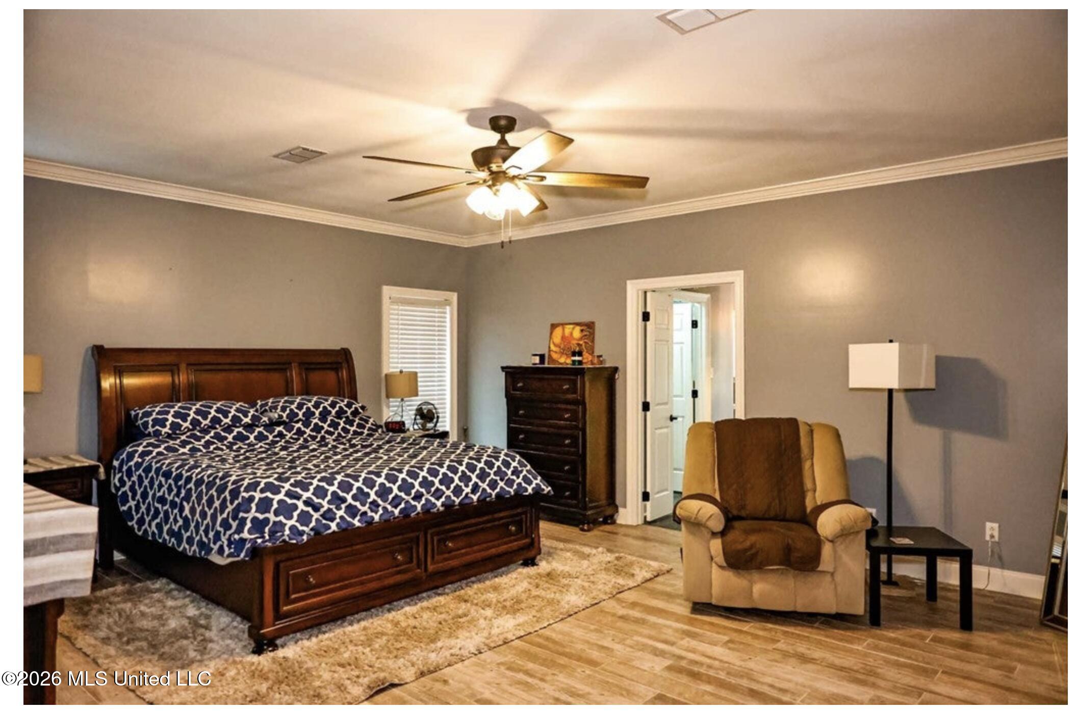 3004 Delaware Avenue Property Photo 11