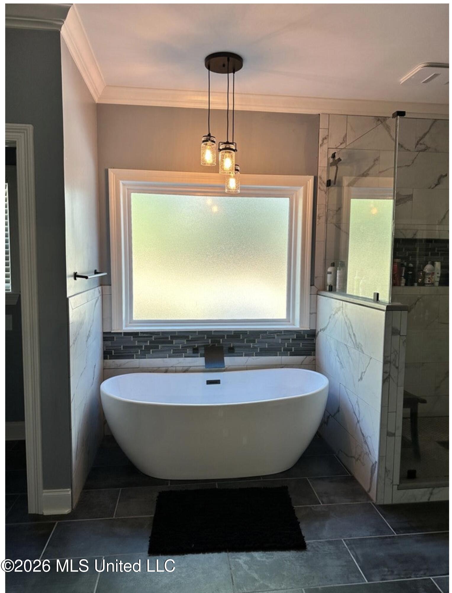3004 Delaware Avenue Property Photo 12