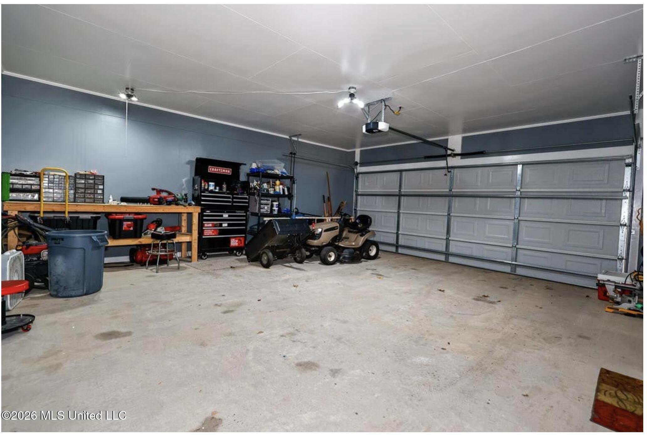 3004 Delaware Avenue Property Photo 26