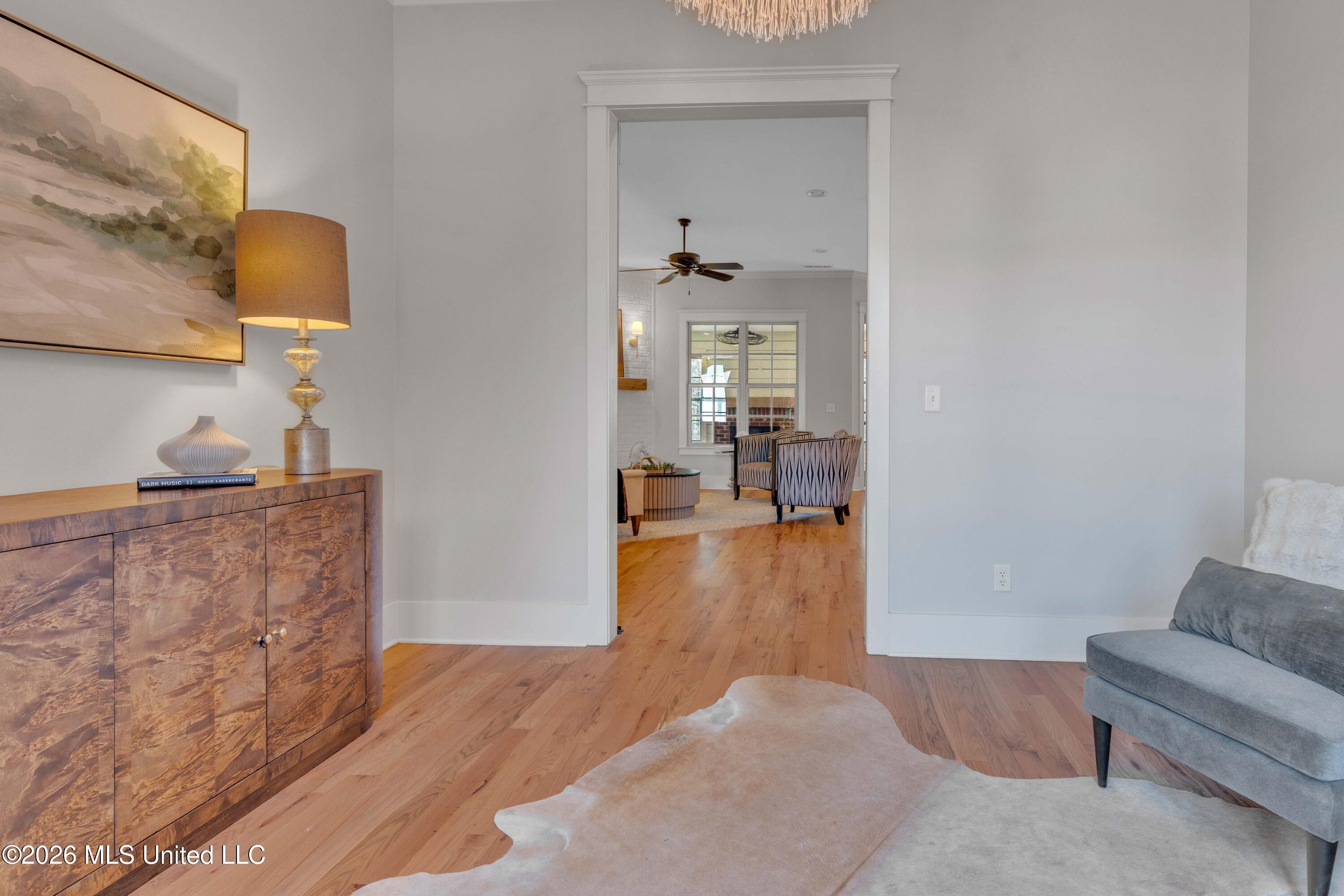 4342 E Robinson Loop Property Photo 10