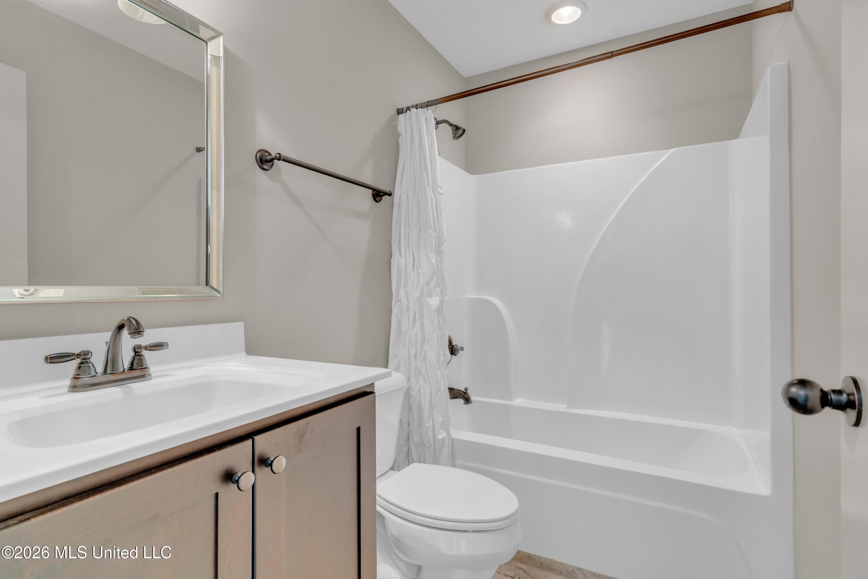 4342 E Robinson Loop Property Photo 33