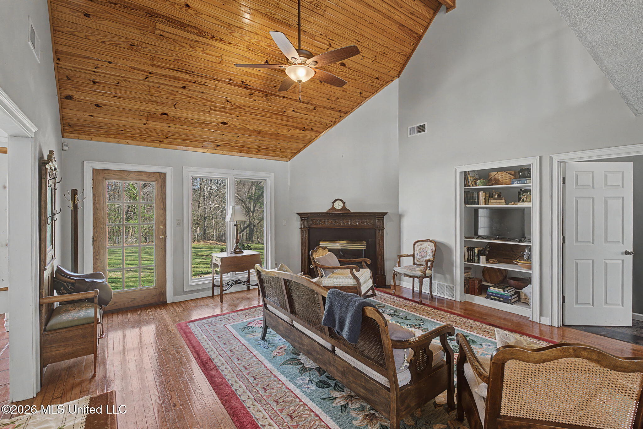 5480 Polk Lane Property Photo 12