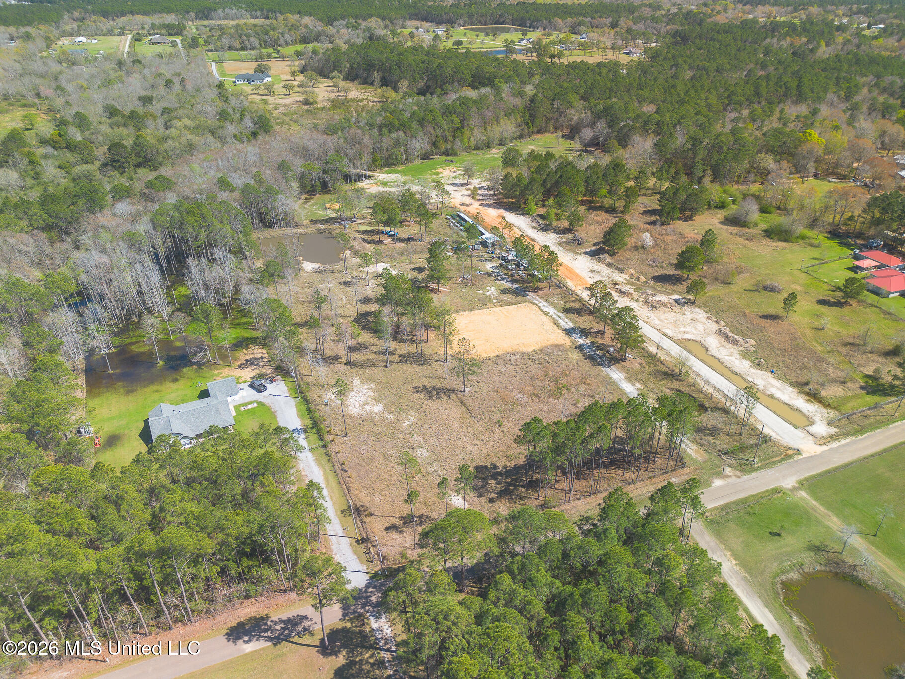 Allen Road Property Photo 5