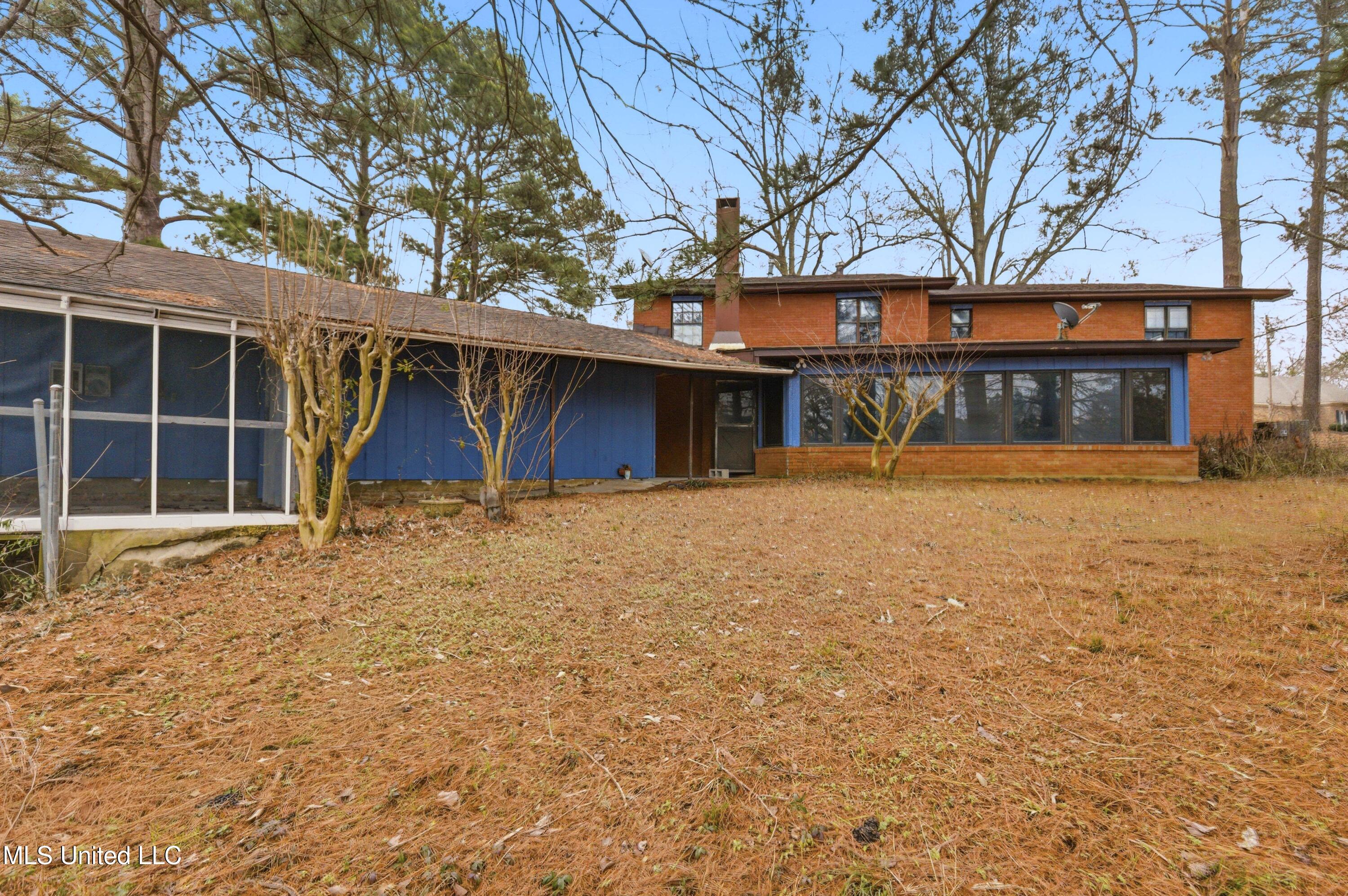 329 Arapaho Lane Property Photo 18