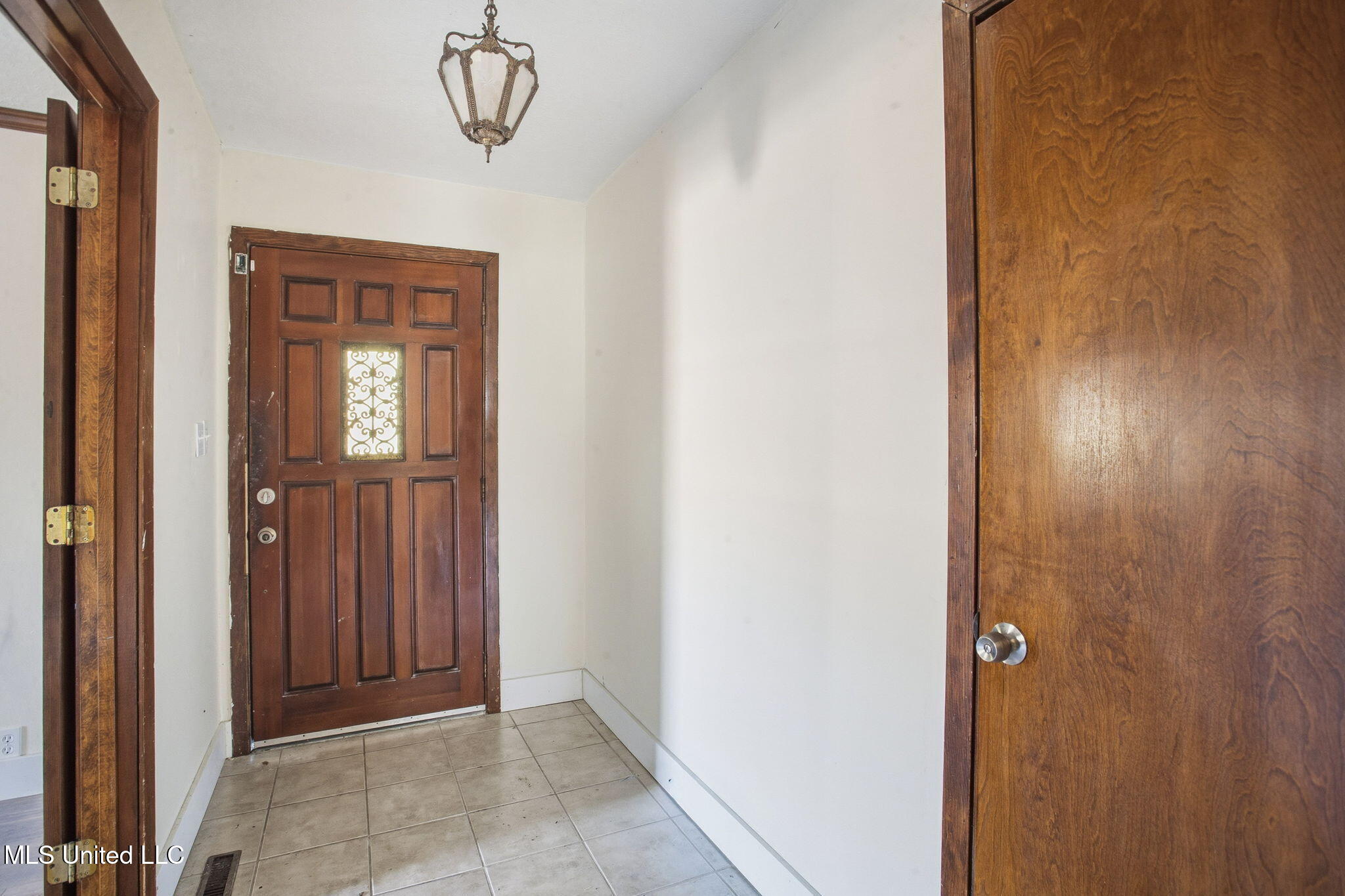 329 Arapaho Lane Property Photo 20