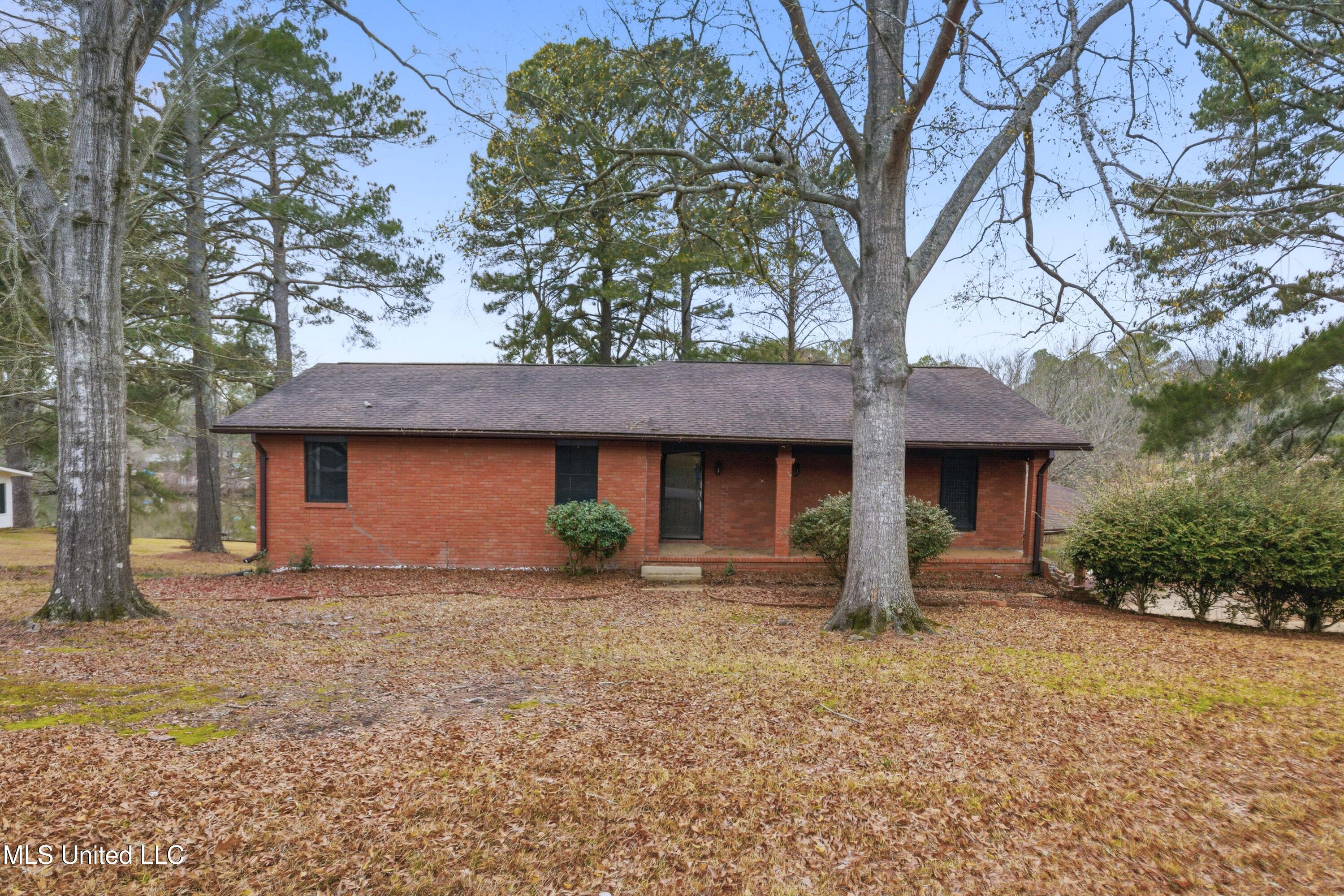 329 Arapaho Lane Property Photo 47