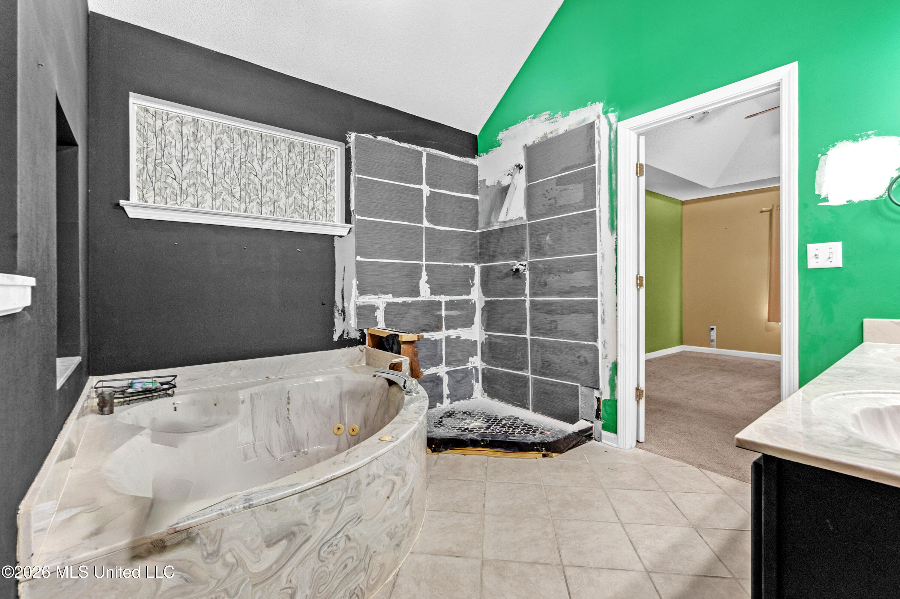 7090 Fox Creek Drive Property Photo 15