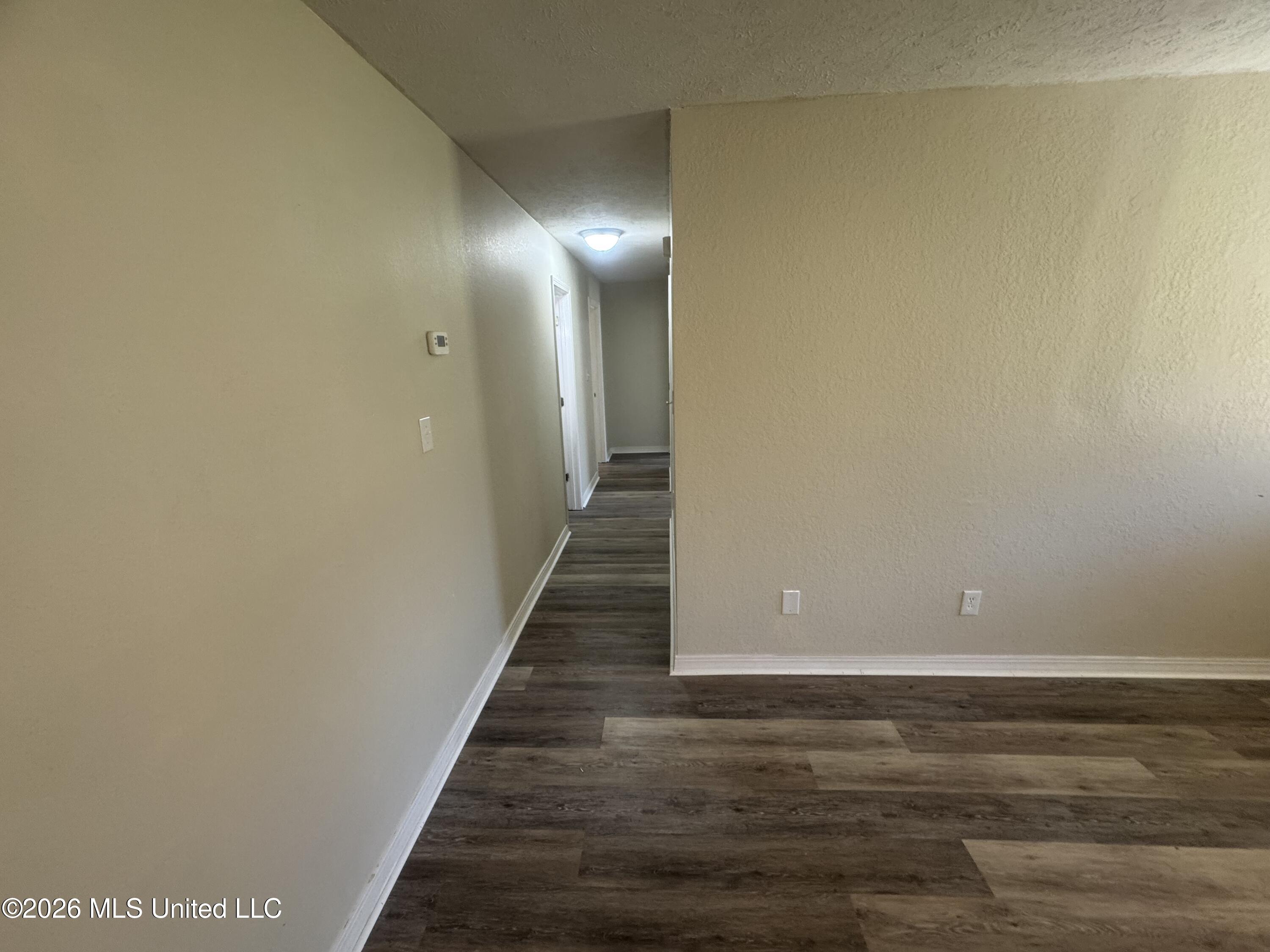 108 A B Thompson Street Property Photo 15