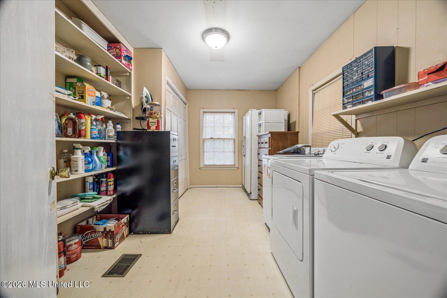 140 N Maury Street Property Photo 16