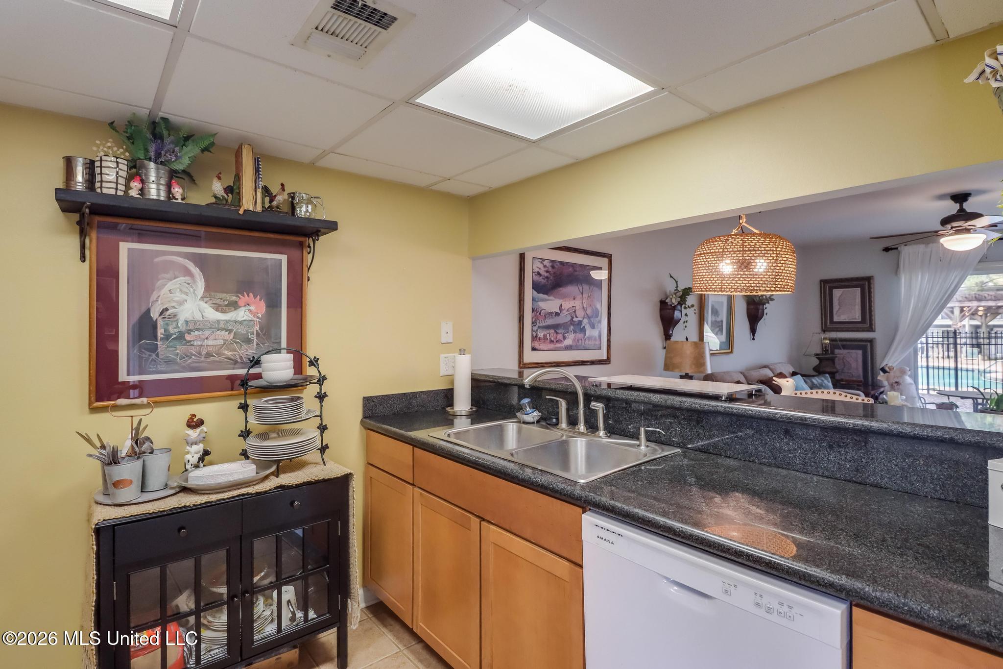 3230 Cumberland Road Property Photo 5