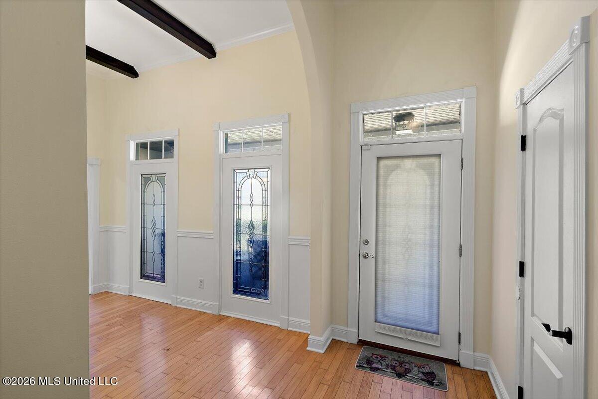 314 Avalon Way Property Photo 5