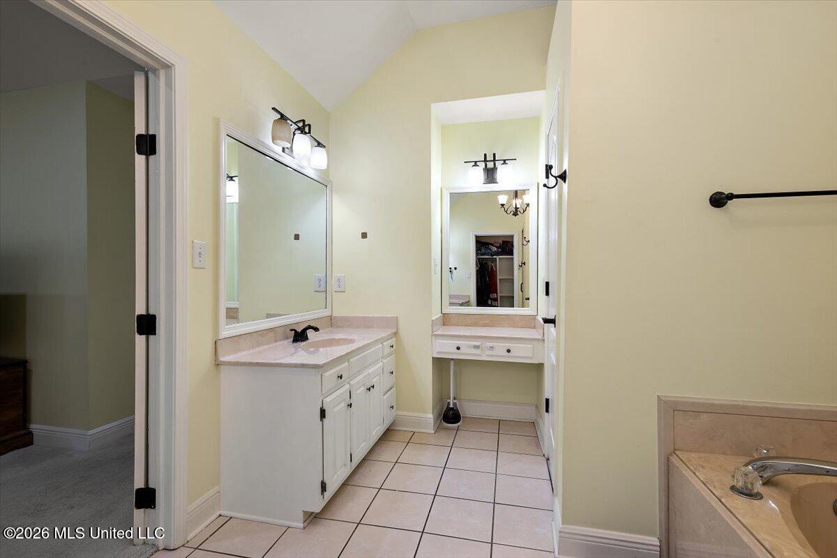 314 Avalon Way Property Photo 25