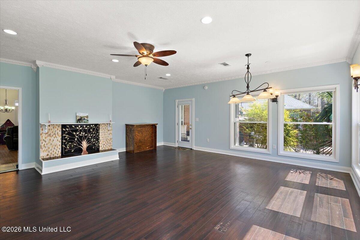 314 Avalon Way Property Photo 39