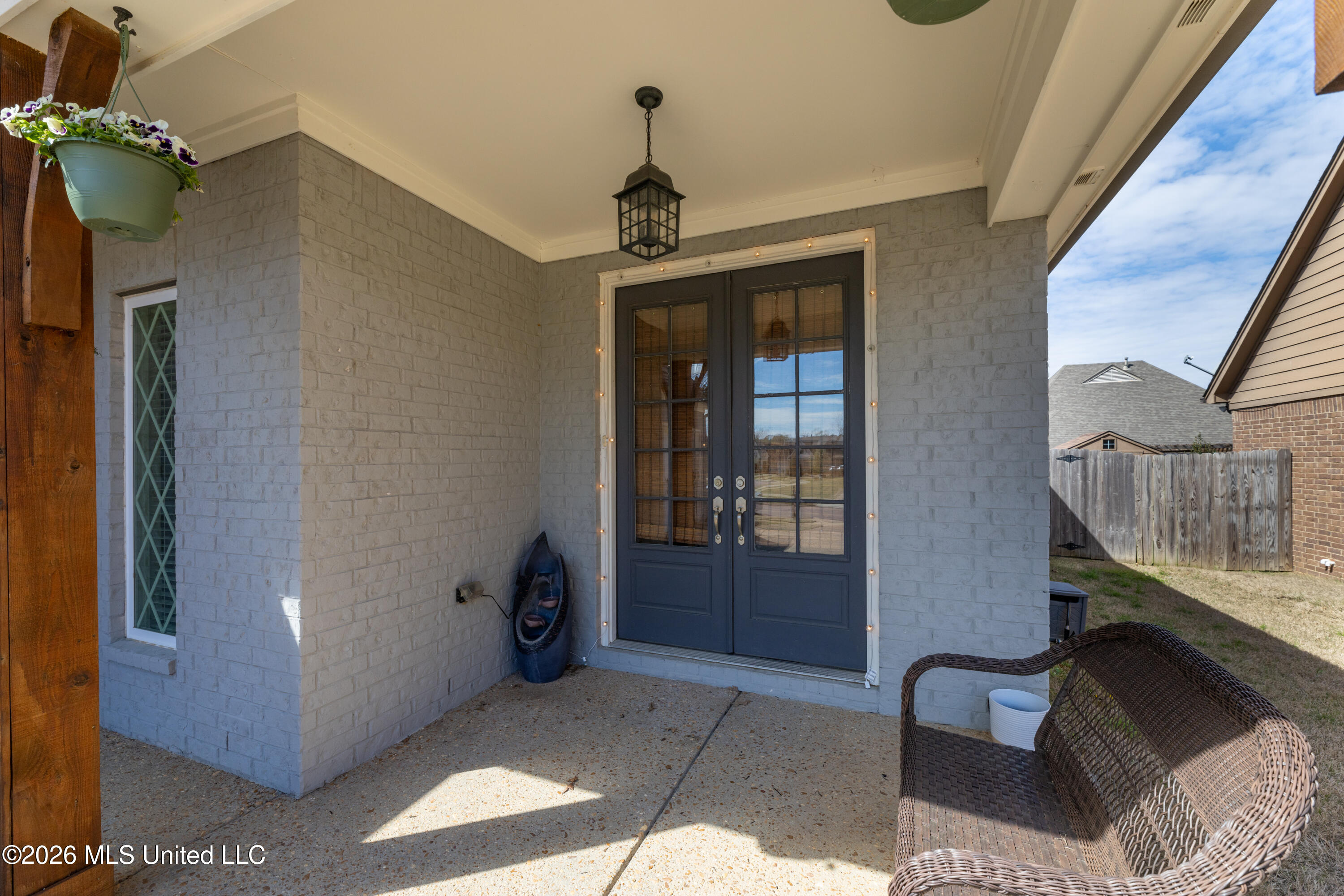 6813 Mourning Dove Lane Property Photo 3