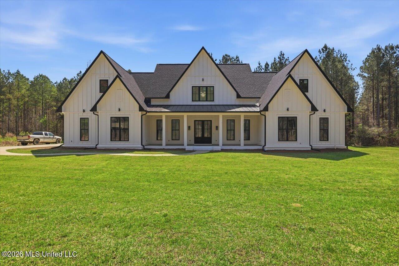 9343 Mississippi 25 Property Photo 1