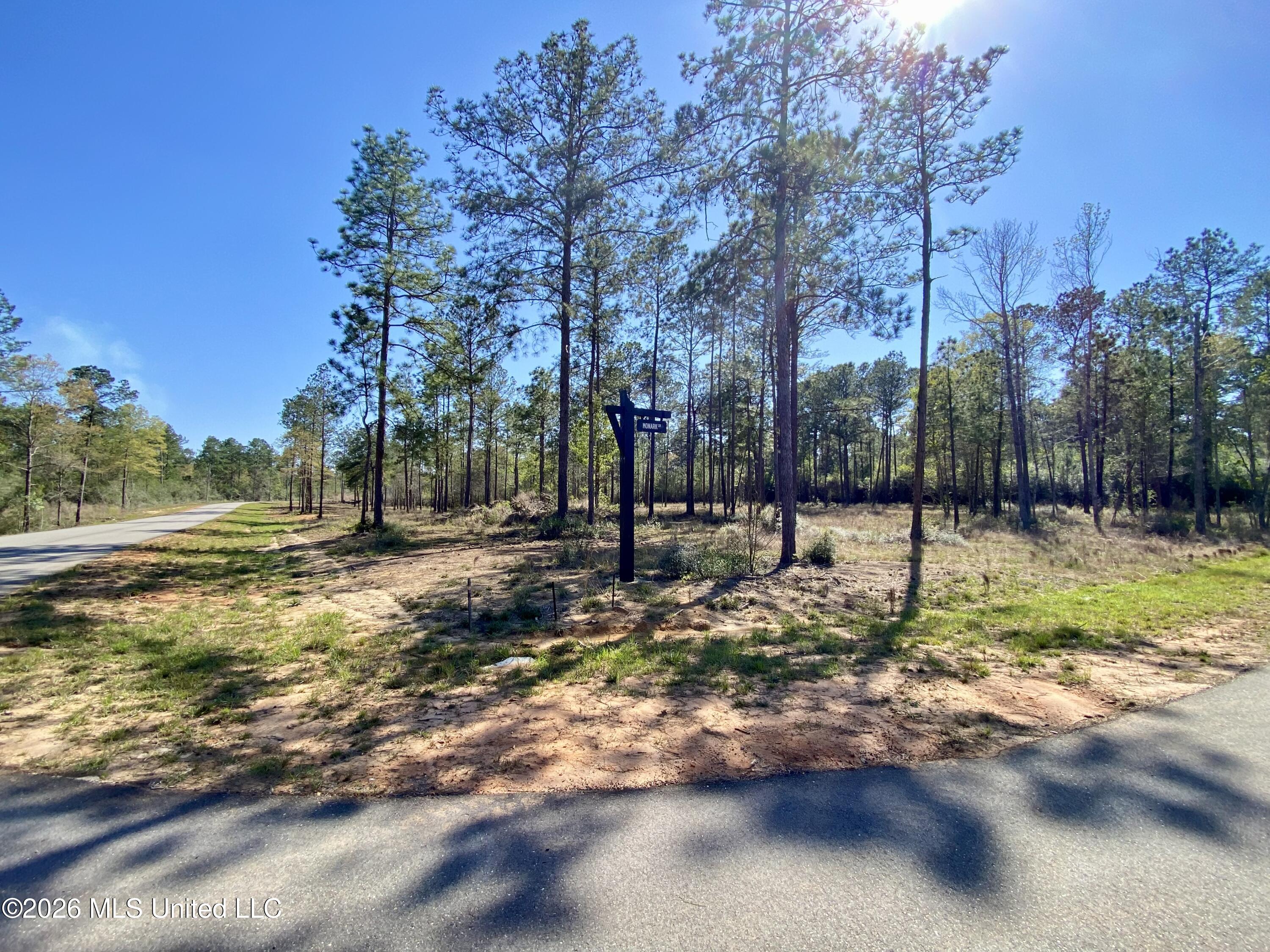 9 Monarch Circle Property Photo 1