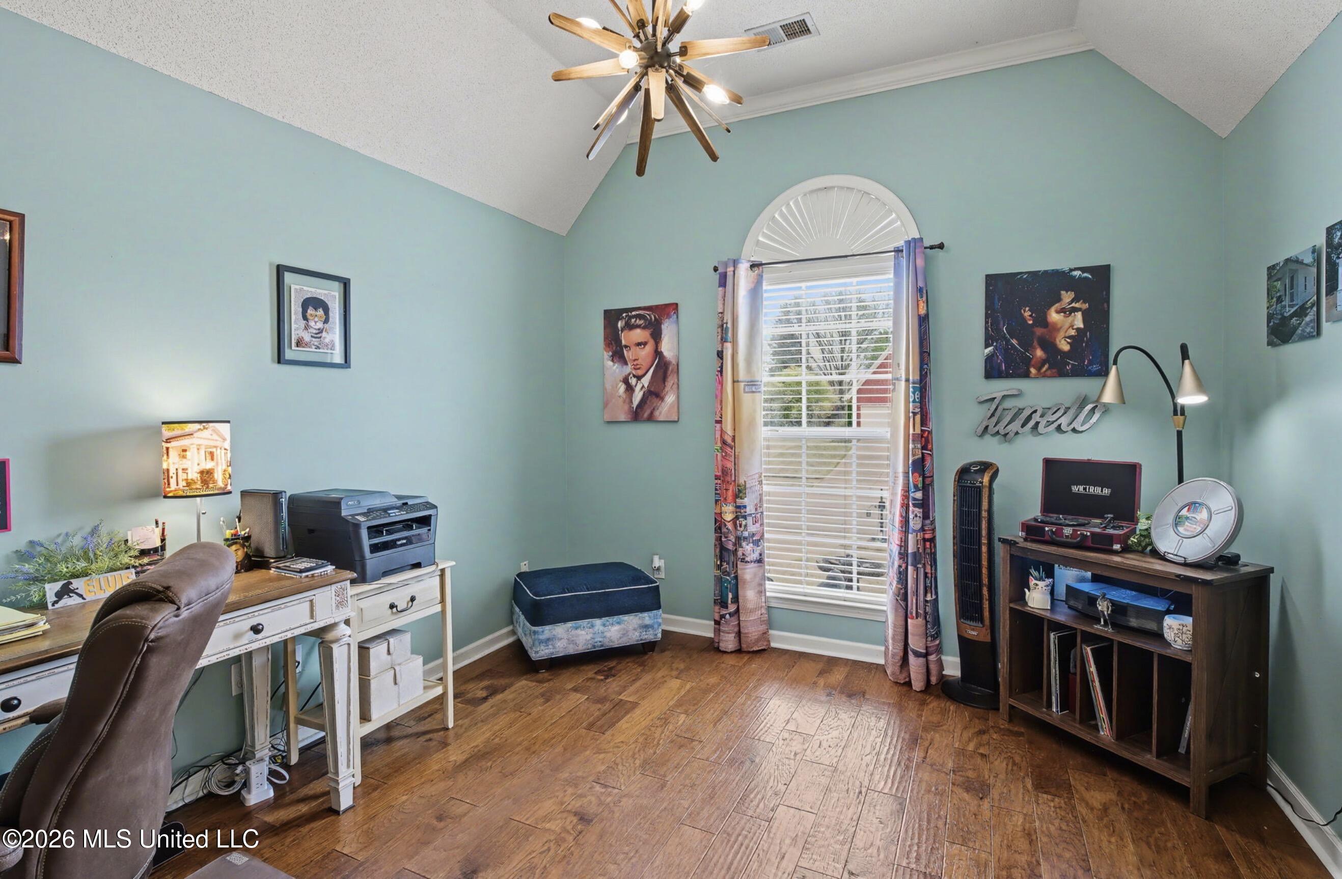 7741 Meadow Ridge Lane Property Photo 16