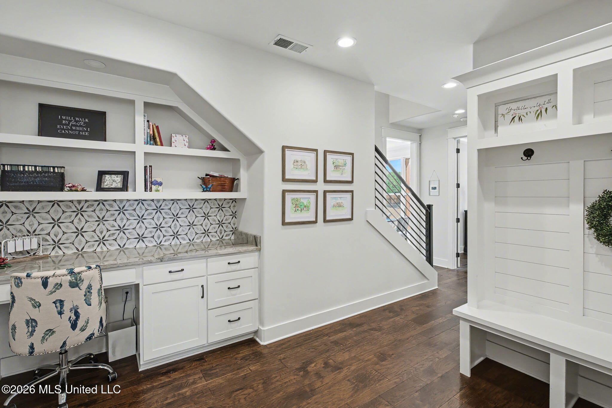 6983 Farm Cove Property Photo 29