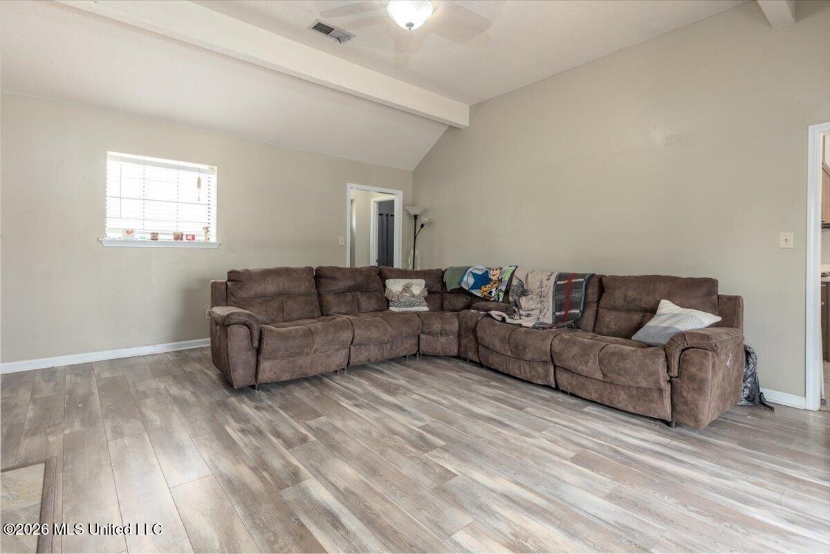 9868 Sequoia Lane Property Photo 4