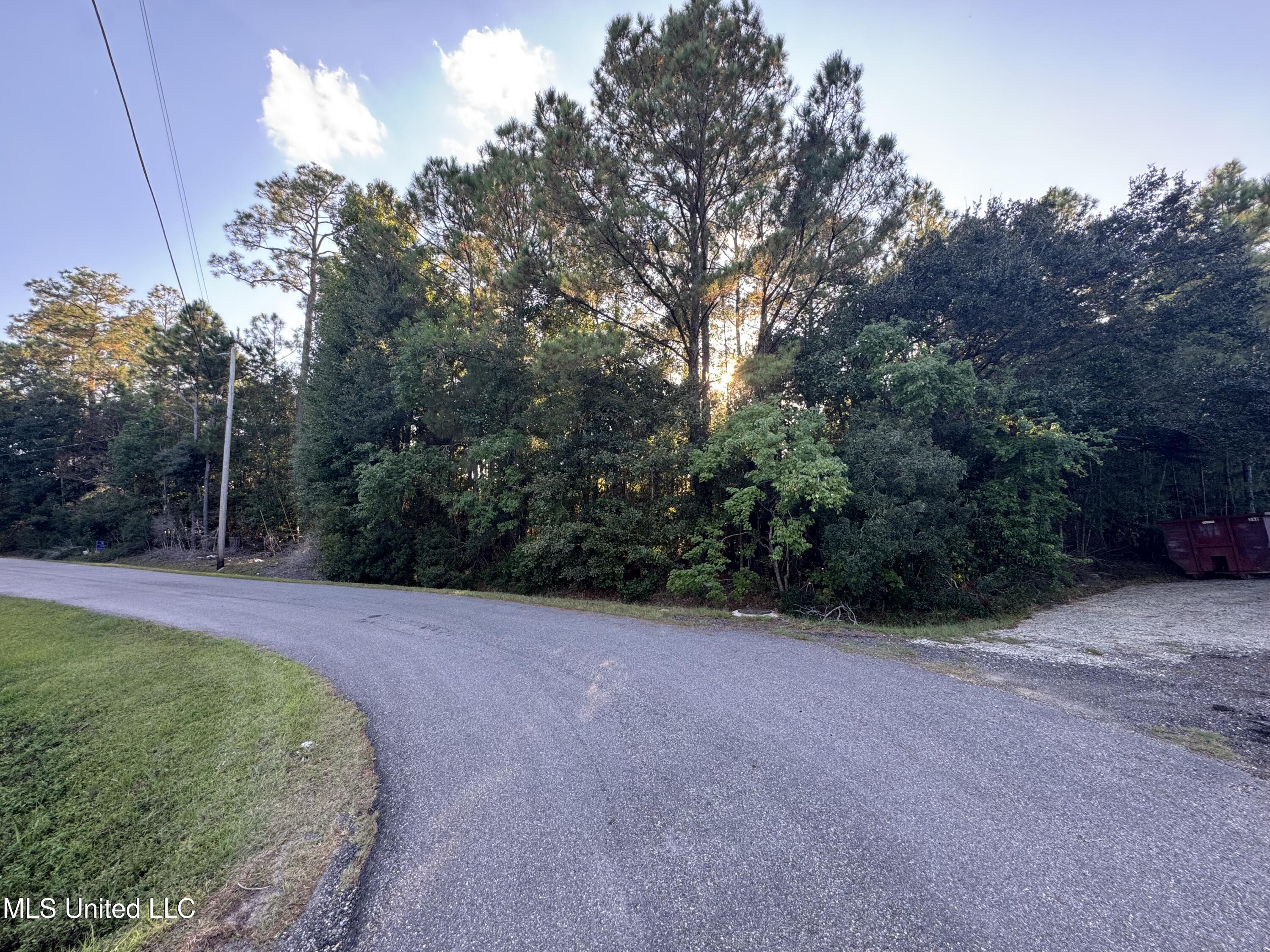9079 Iris Street Property Photo 5