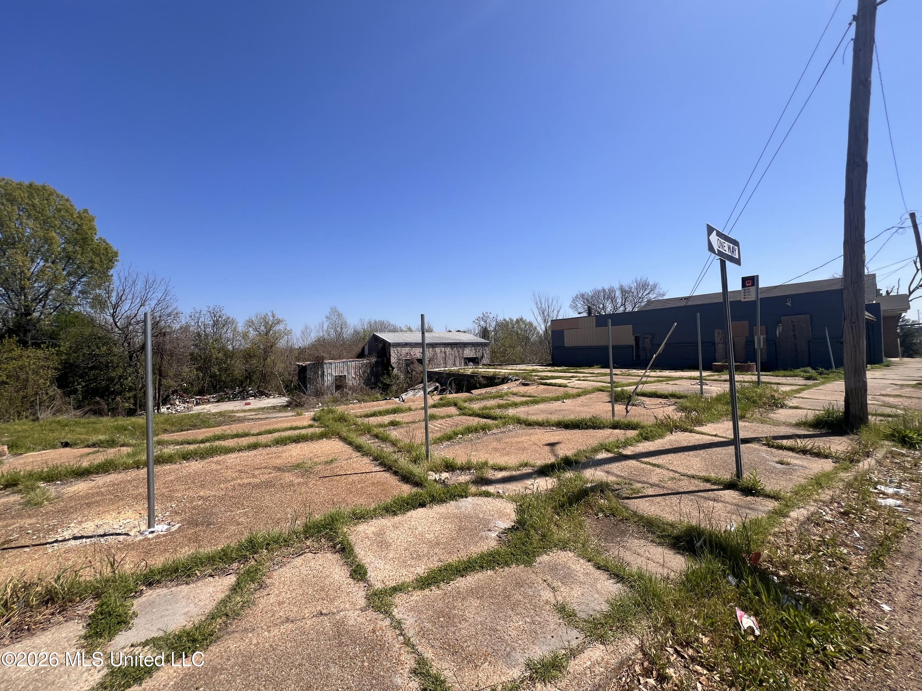 750 W Amite Street Property Photo 8
