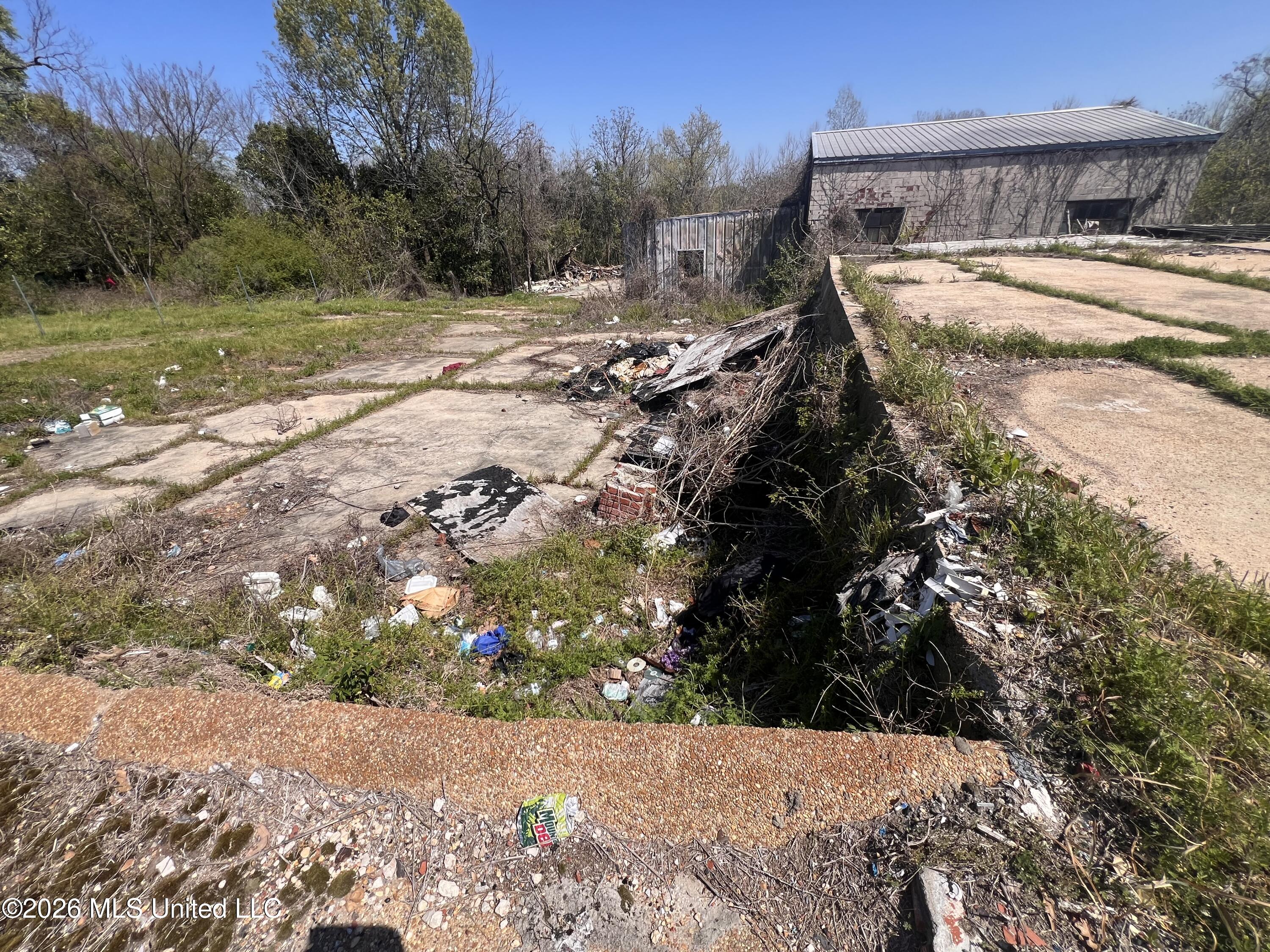 750 W Amite Street Property Photo 10