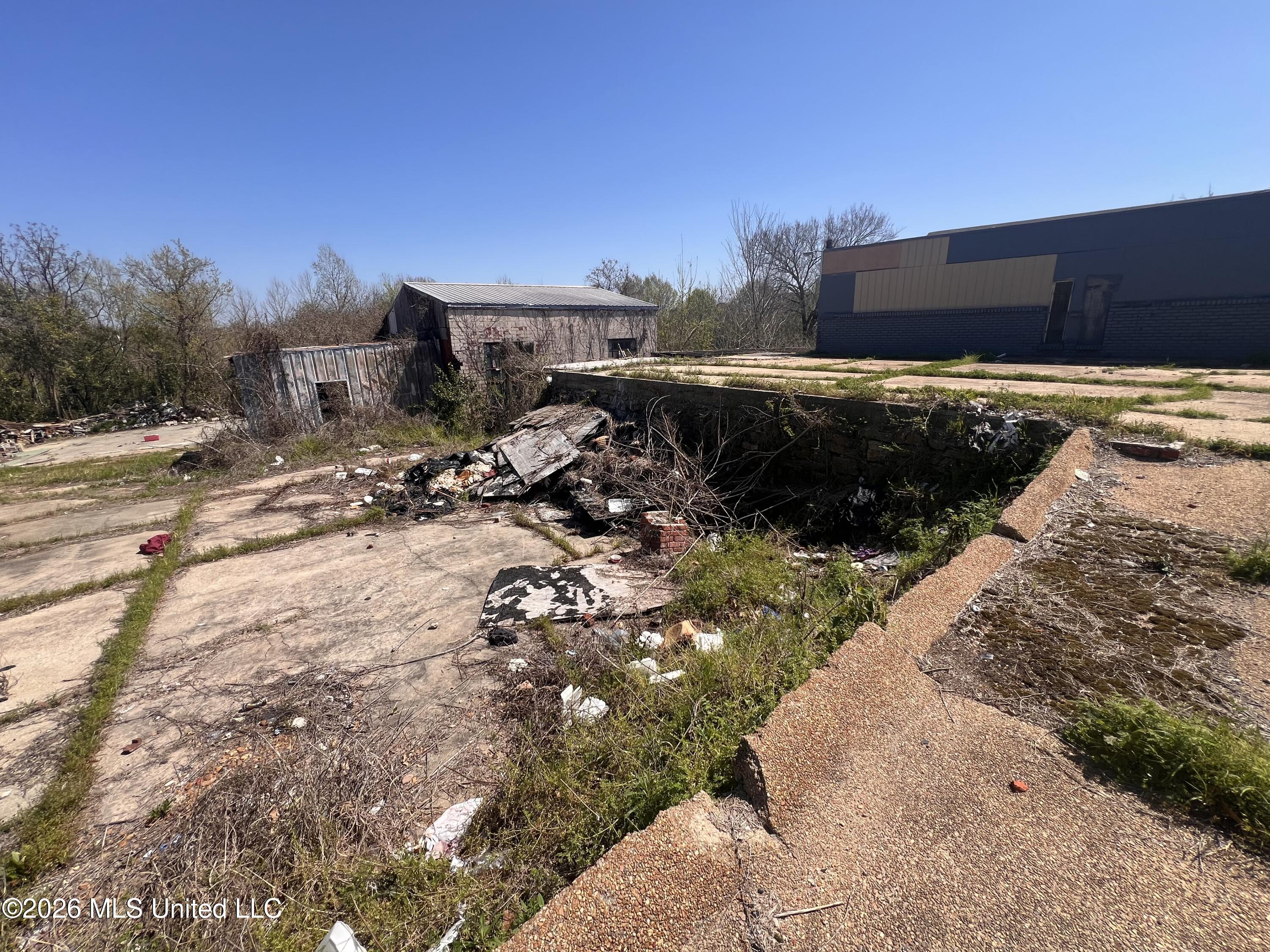 750 W Amite Street Property Photo 11