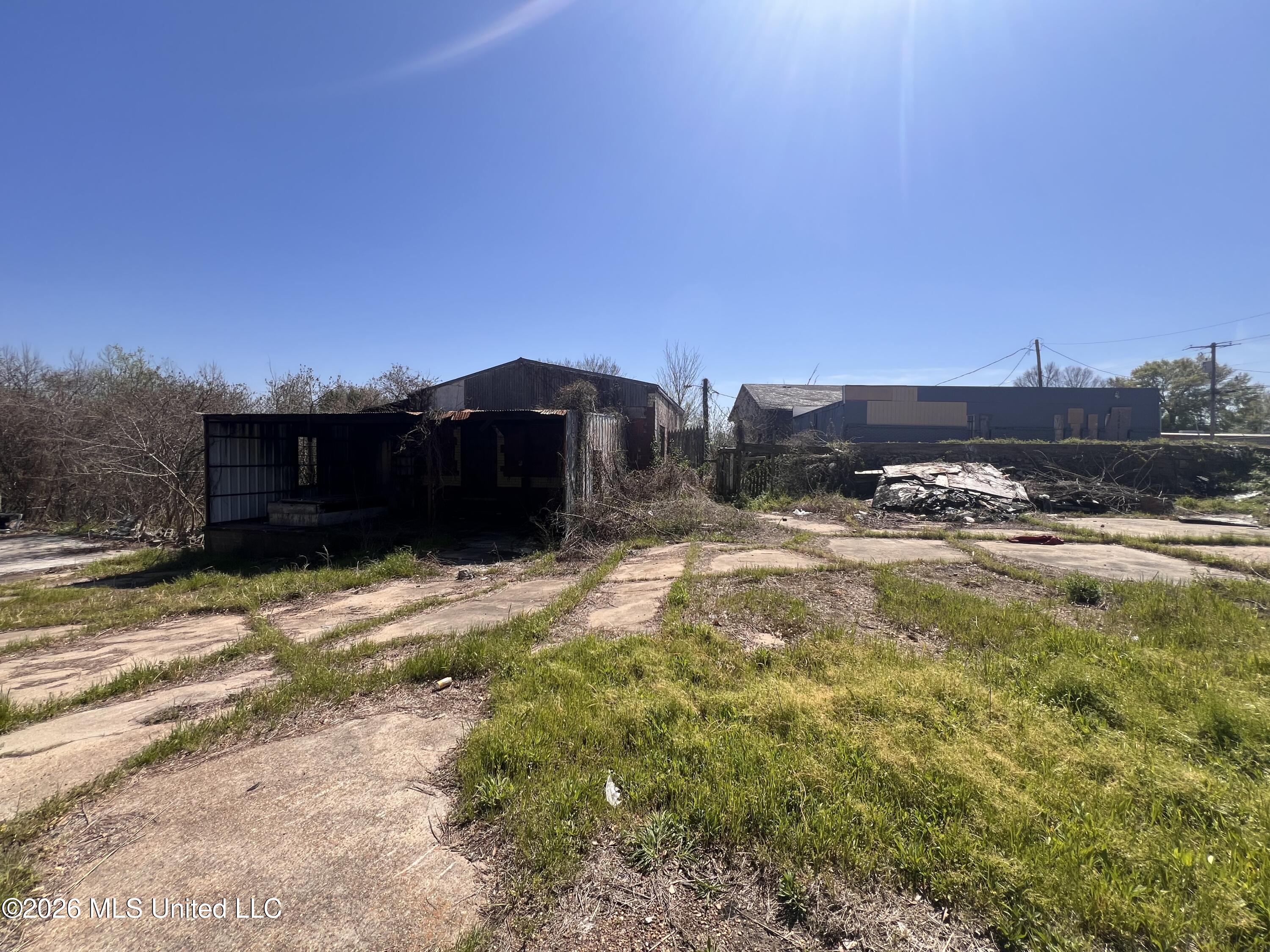 750 W Amite Street Property Photo 12
