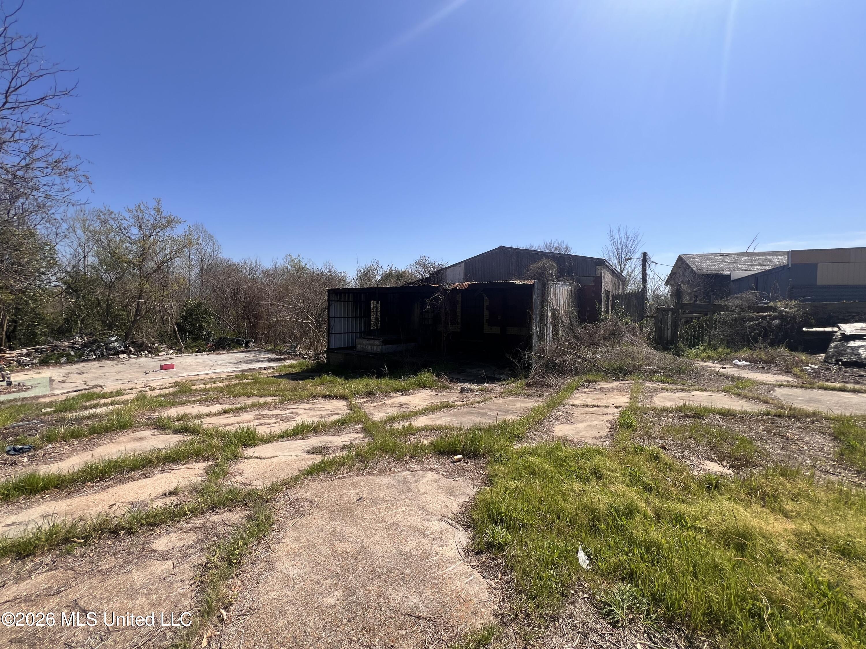 750 W Amite Street Property Photo 13