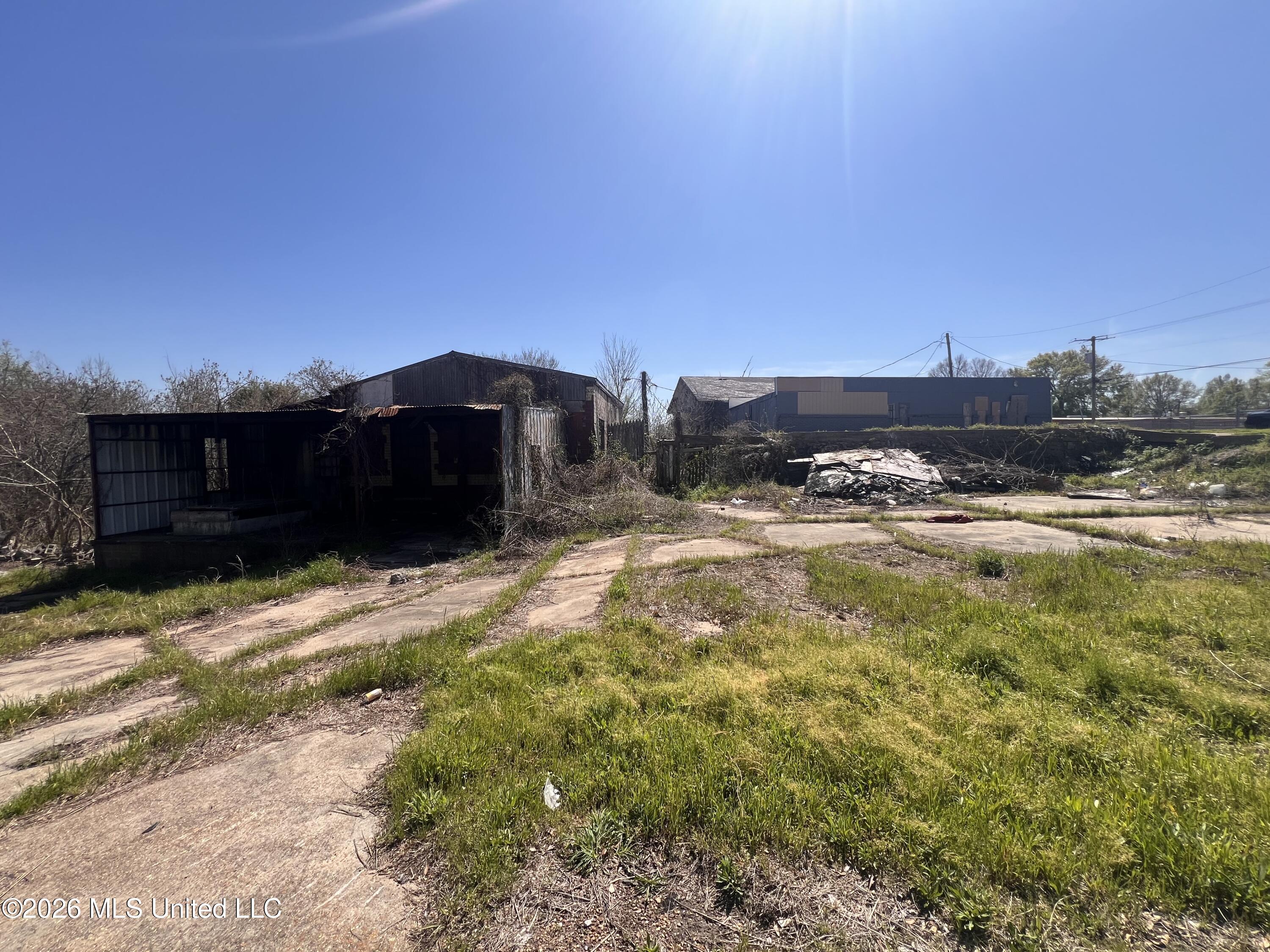 750 W Amite Street Property Photo 14
