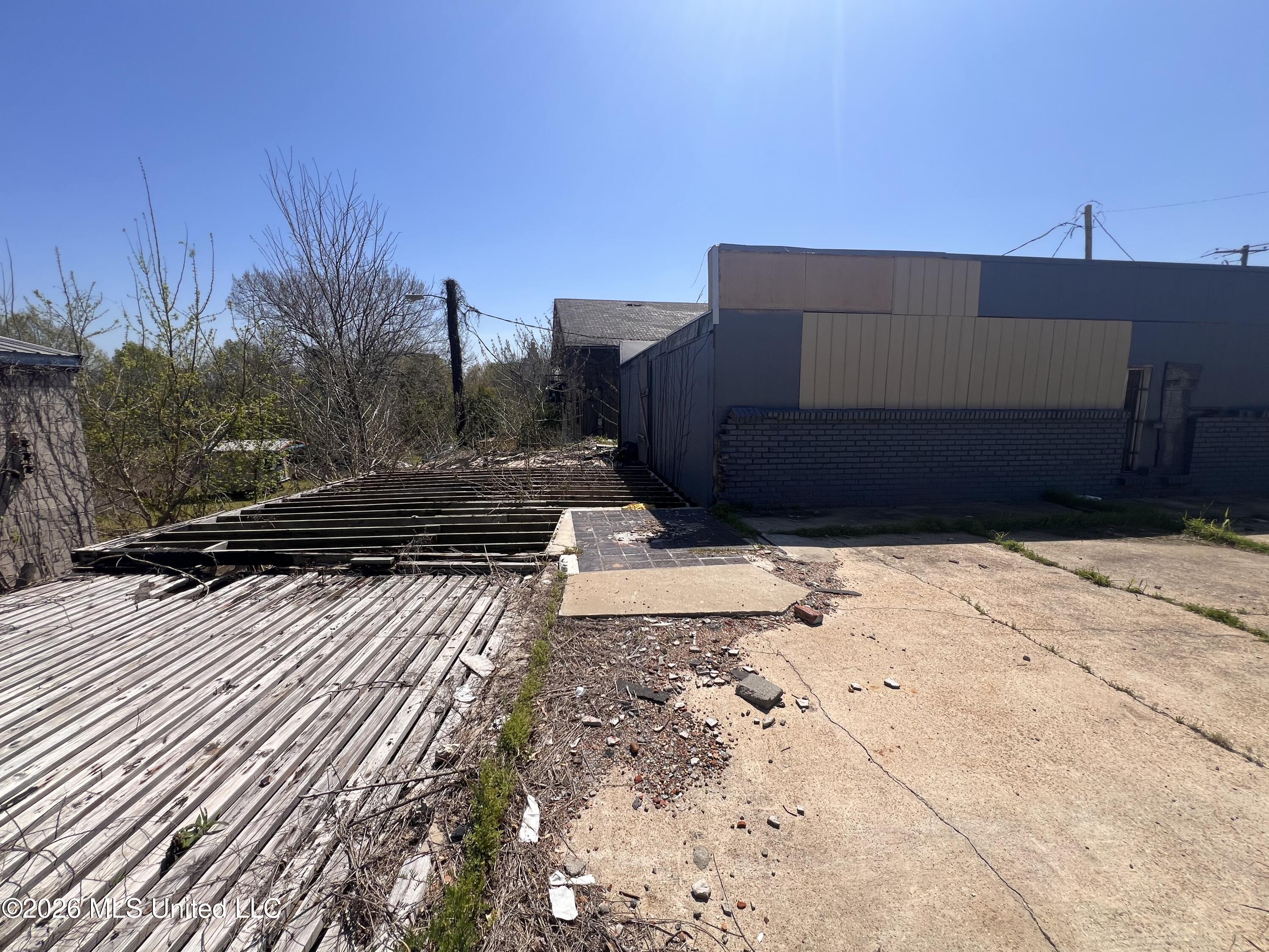 750 W Amite Street Property Photo 18
