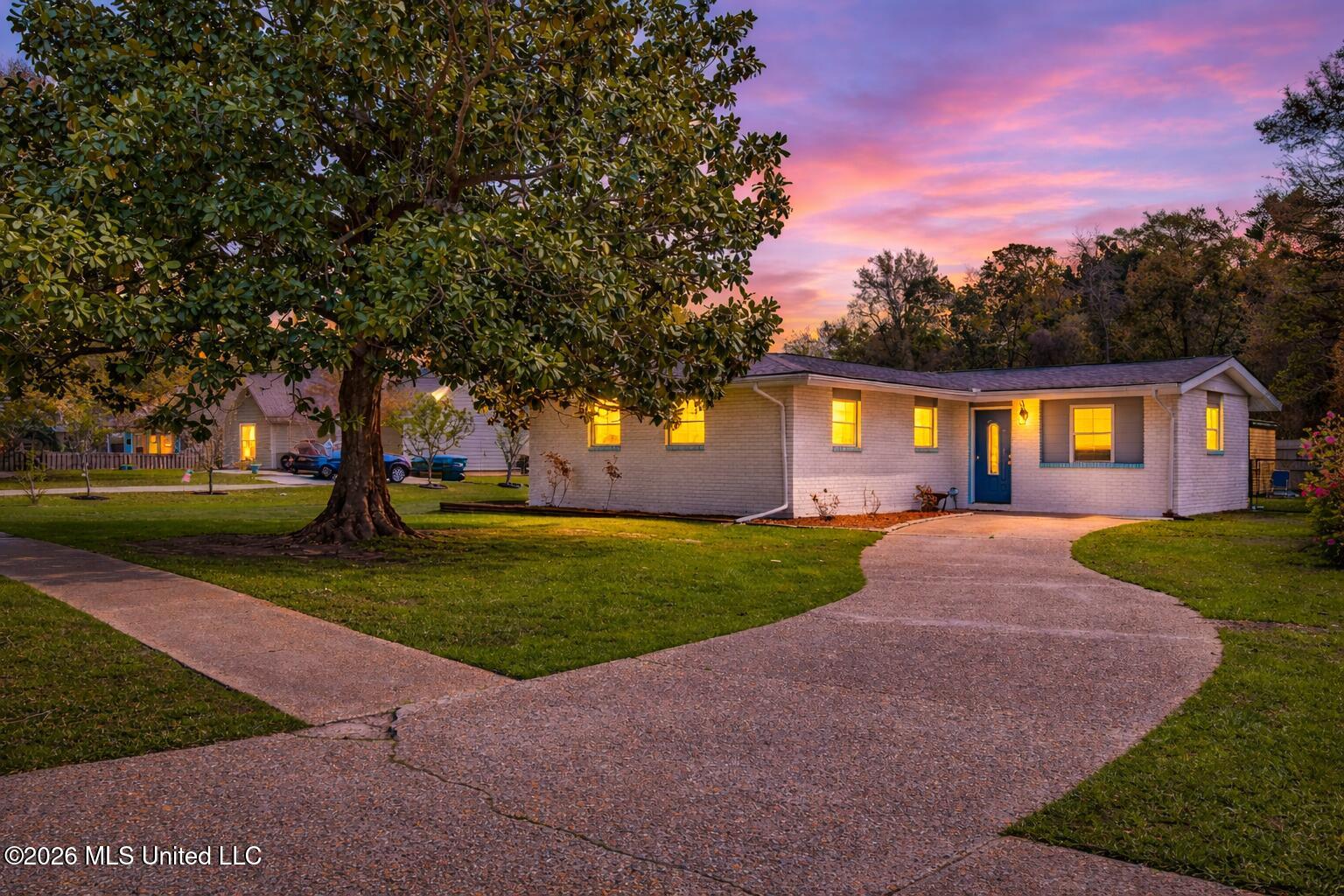 2304 Gulf Avenue Property Photo 1