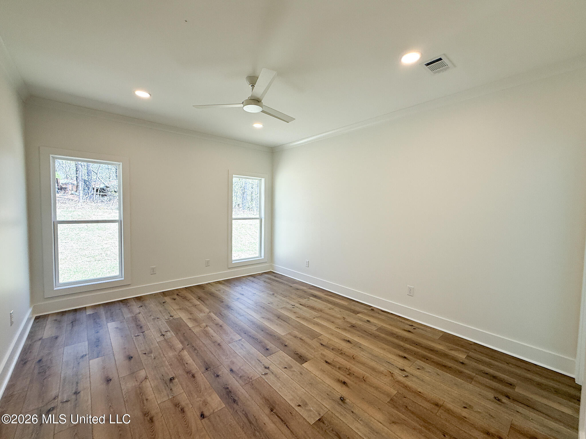 348 Oakville Circle Property Photo 12