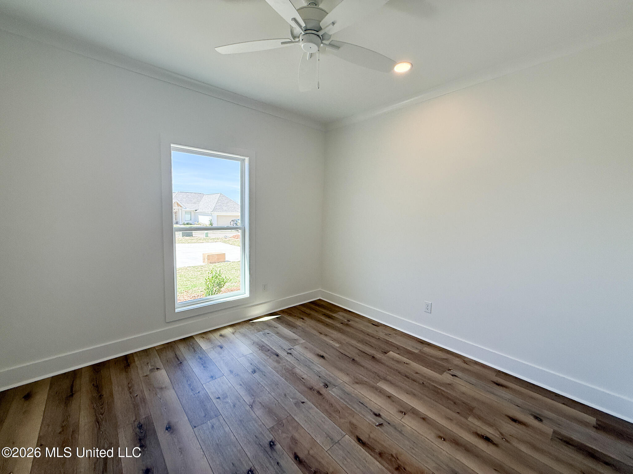 348 Oakville Circle Property Photo 16