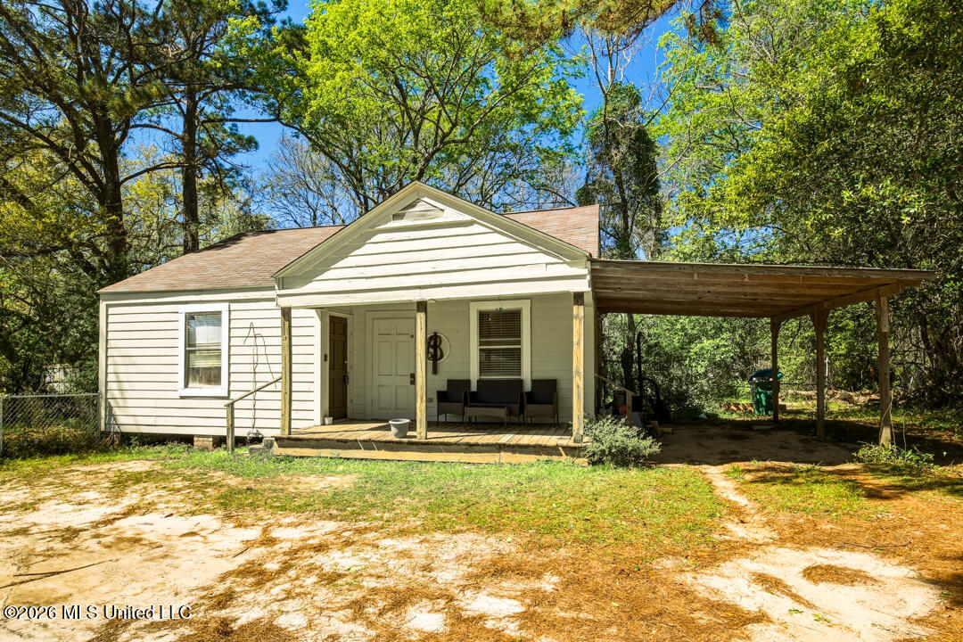420 Old Richton Road Property Photo 1