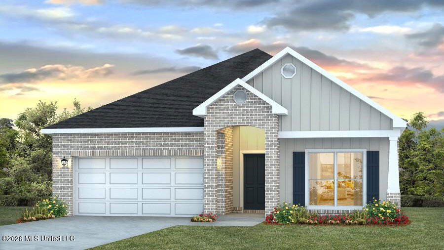 404 Piney Drive Property Photo 1