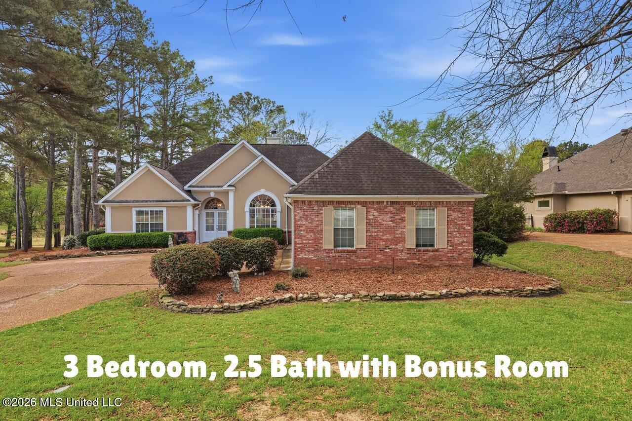 827 Annandale Road Property Photo 1
