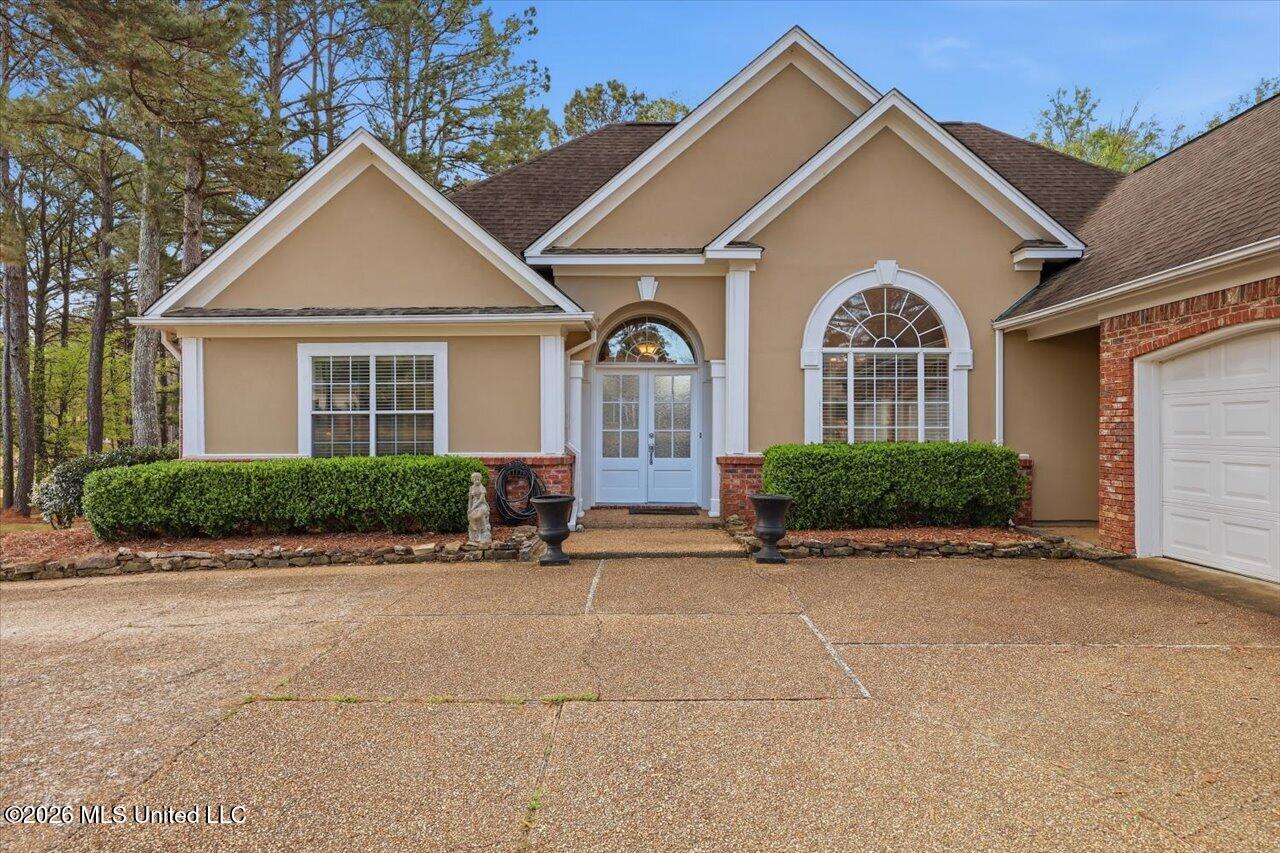 827 Annandale Road Property Photo 7