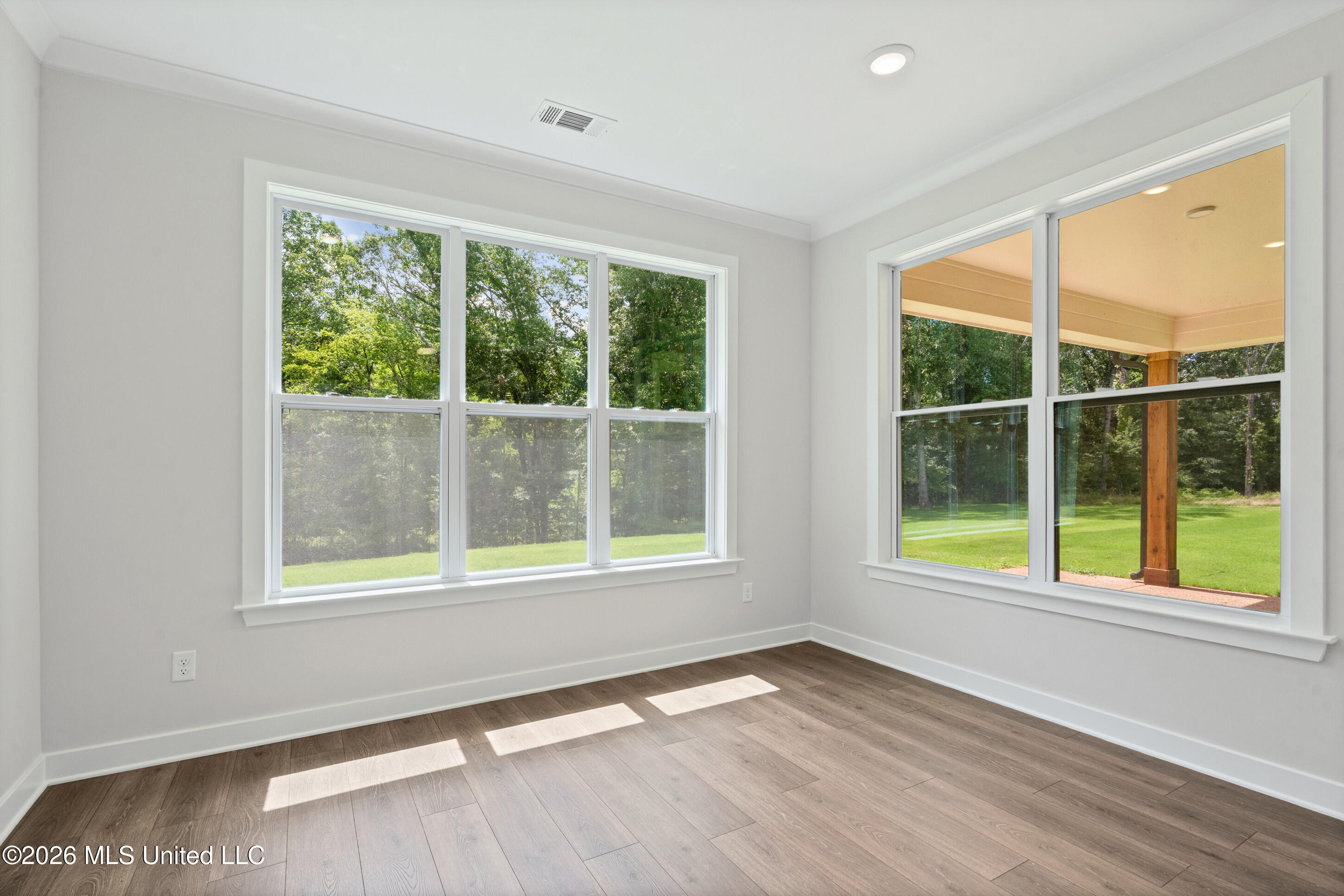 3040 Highground Drive Property Photo 16