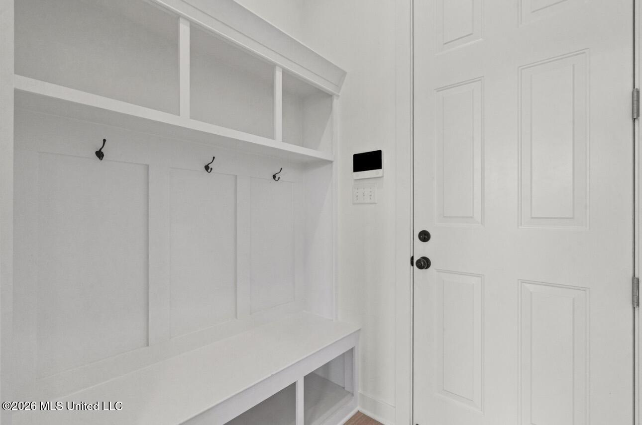 2225 Highground Drive Property Photo 16