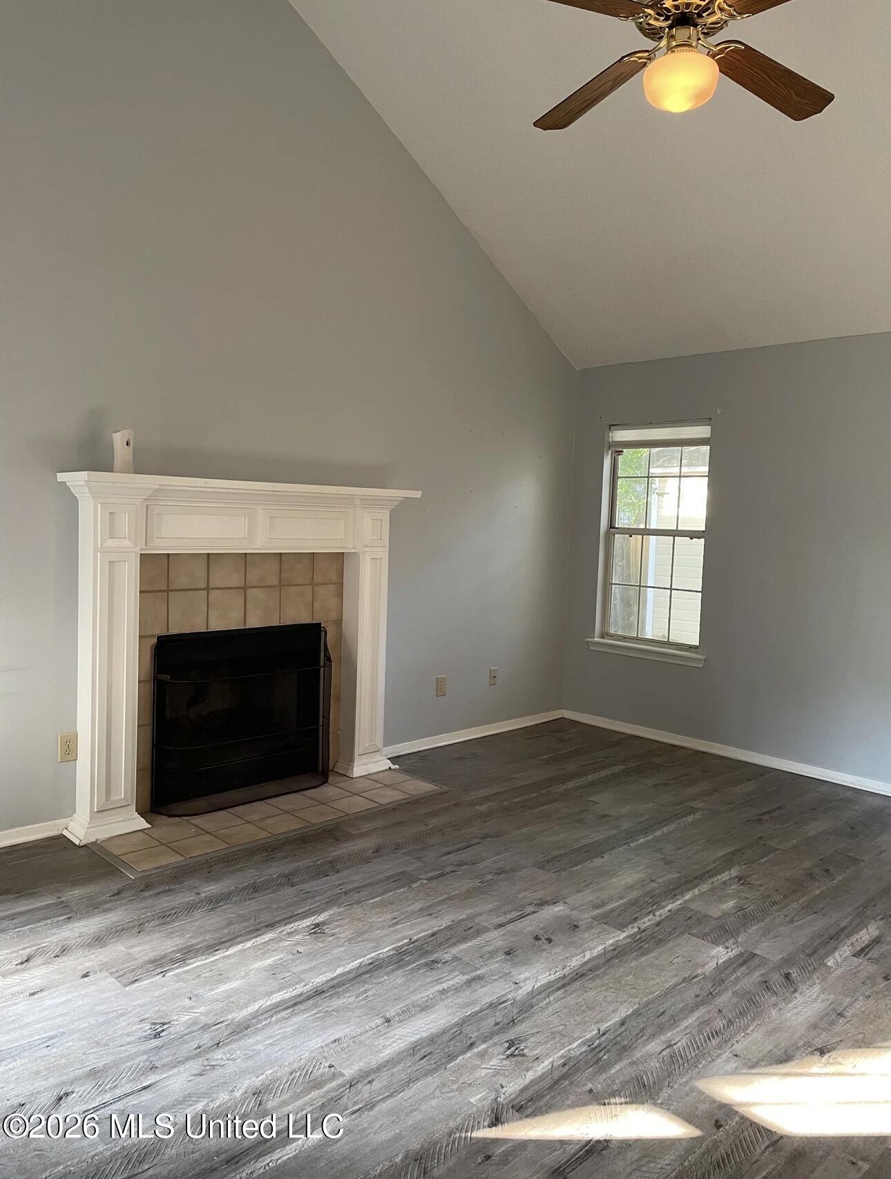 5543 Tiki Lane Property Photo 2
