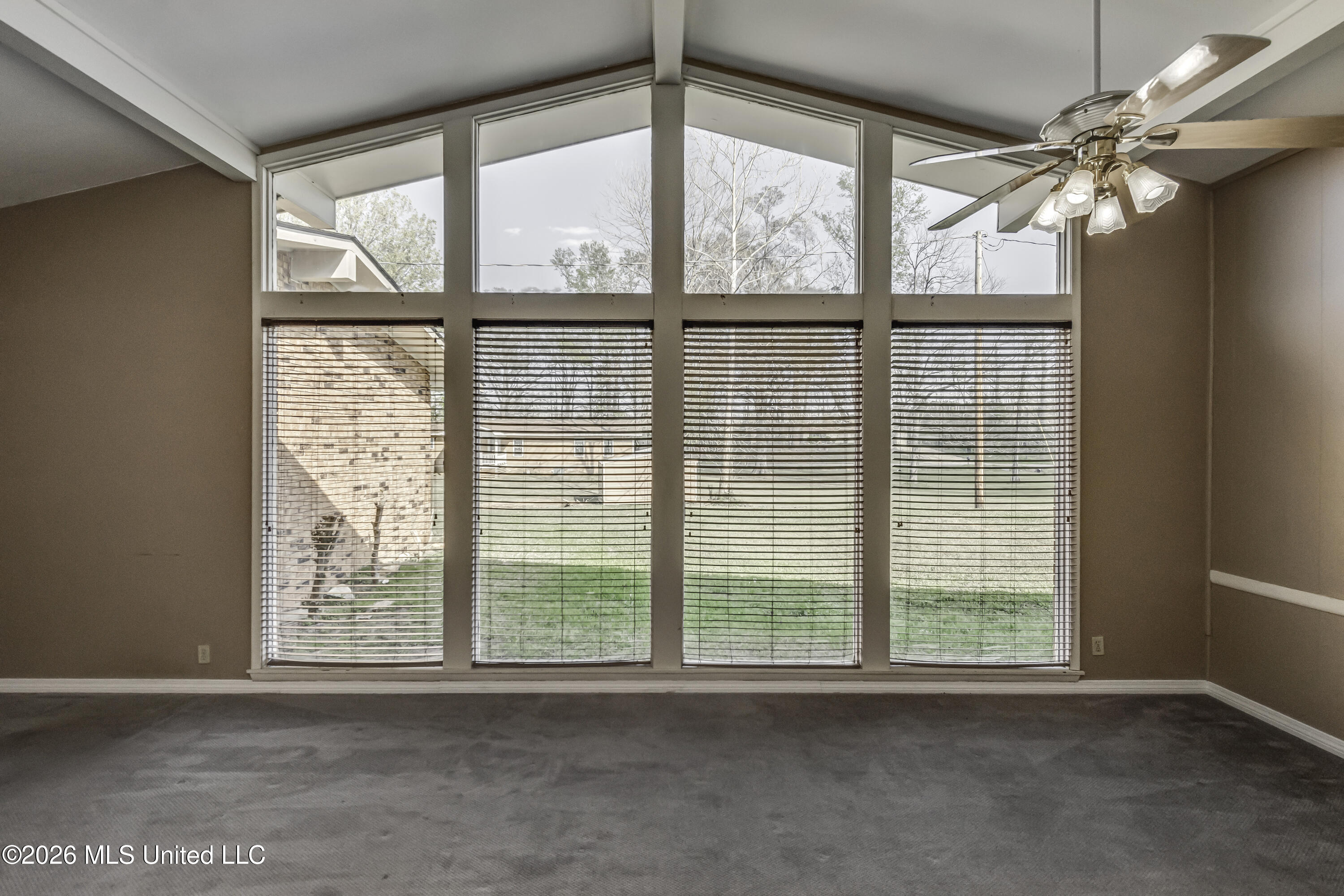 306 Hancock Drive Property Photo 11