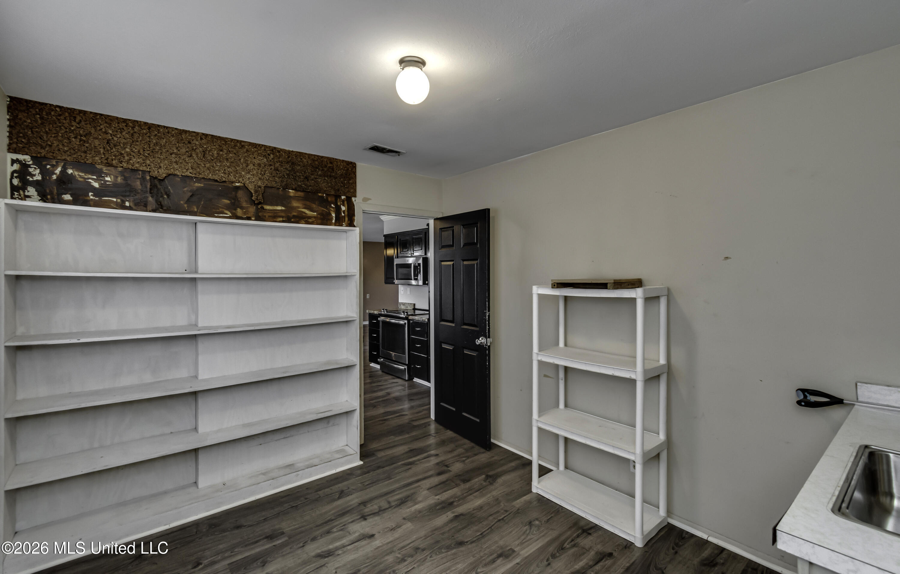 306 Hancock Drive Property Photo 46