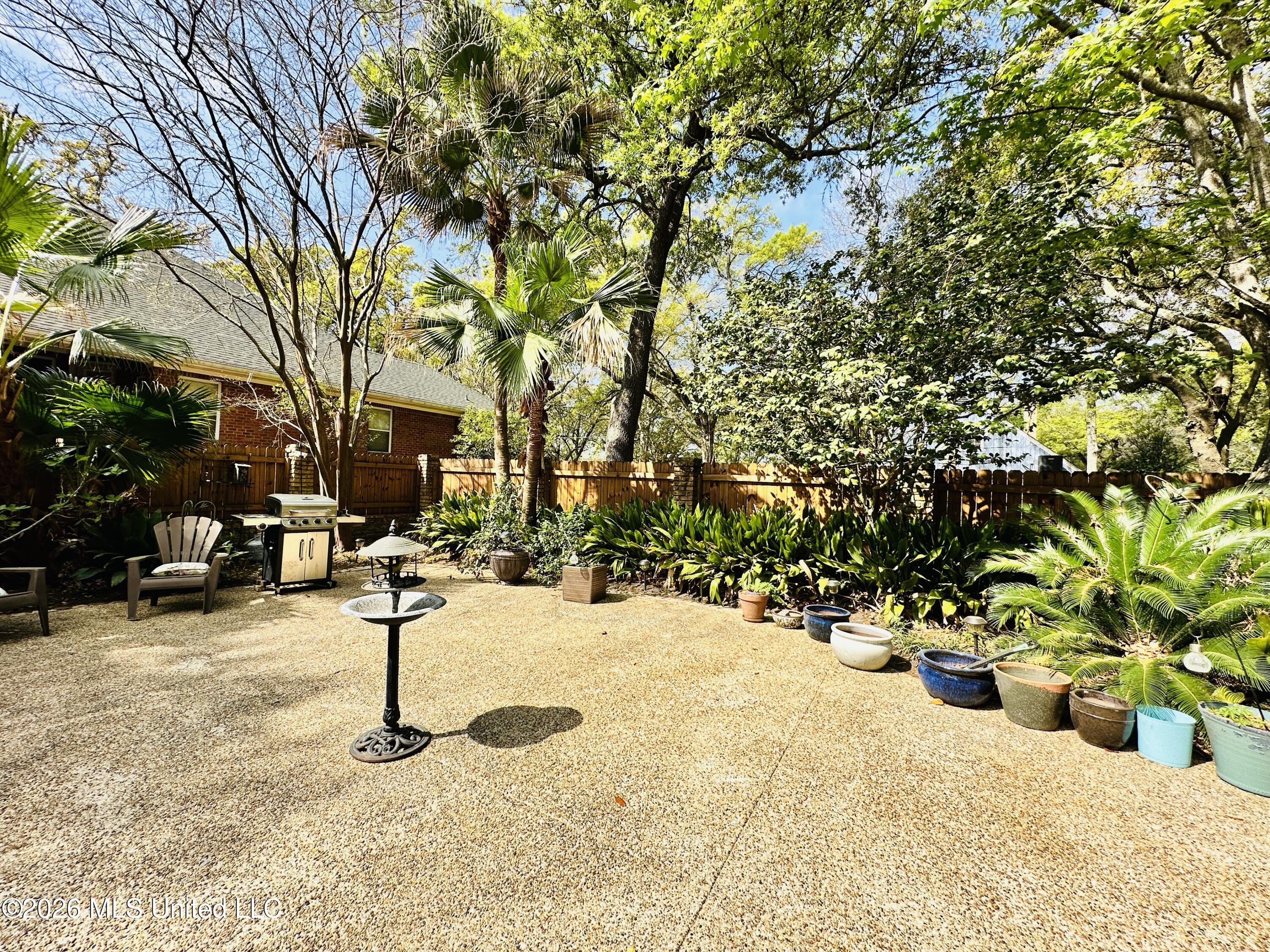 807 Del Sud Drive Property Photo 47